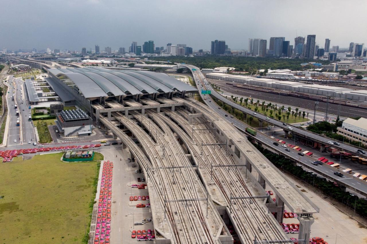 Long-distance train prepares to say goodbye to Hua Lamphong Go at Bangkok Apiwat Central Station January '23