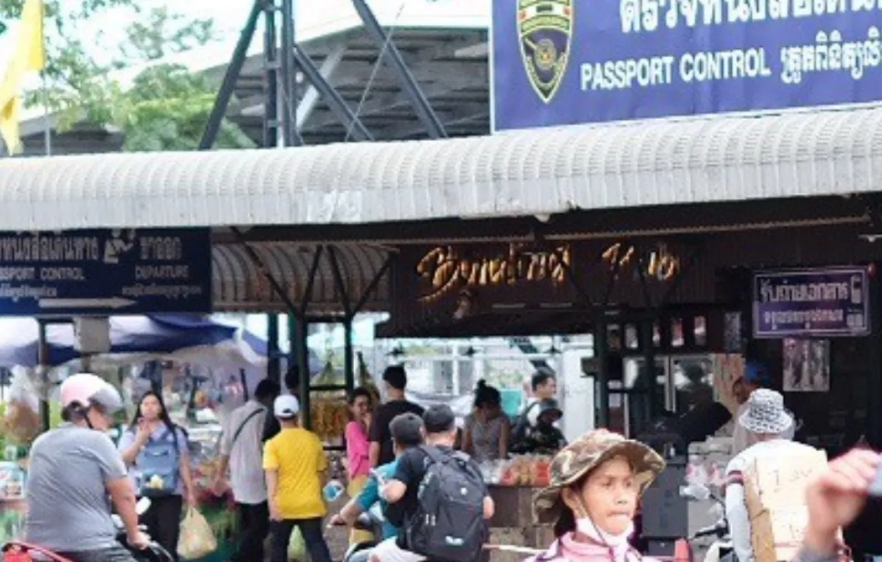 บุหรี่เถื่อนราคาถูก ขายเกลื่อนไทย ขุดต้นตอปัญหา ลอบขนทางหมาลอด เย้ยกฎหมาย 