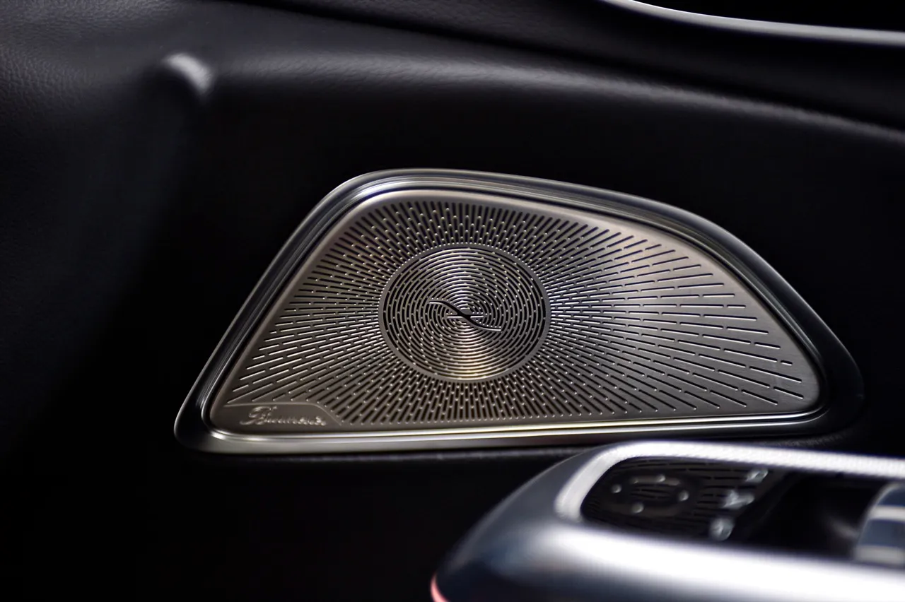 ประกอบไทย วิ่งไฟฟ้าไกลร้อยกิโลเมตร ทดสอบ NEW MERCEDES-BENZ E350e AMG DYNAMIC 