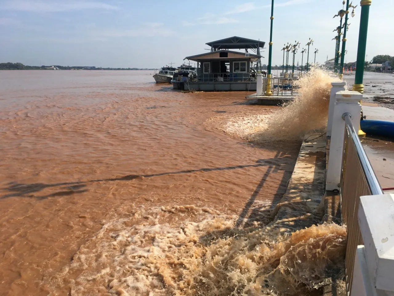 พายุดีเปรสชัน ถล่มอีสาน เติมน้ำโขงสูง "หนองคาย" เสี่ยงท่วมซ้ำ 