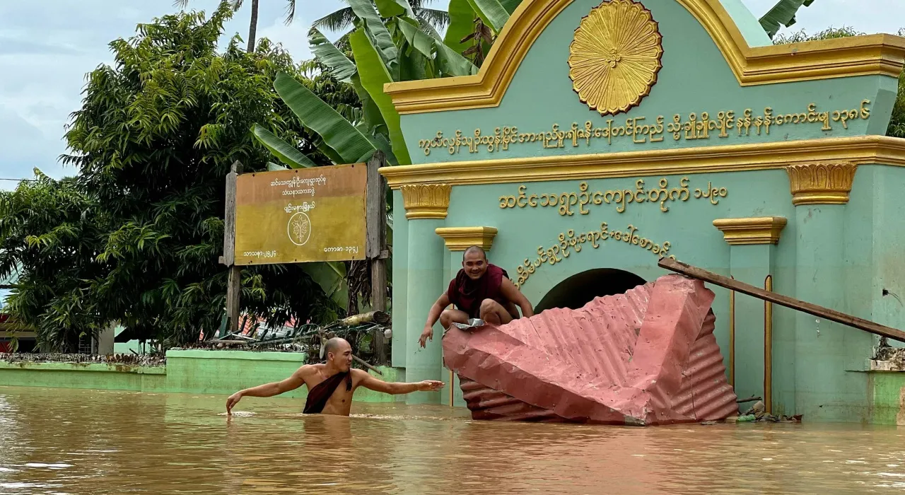 พม่าน้ำท่วมหนัก ดับแล้ว 19 ศพ ไร้ที่อยู่อาศัยนับพัน