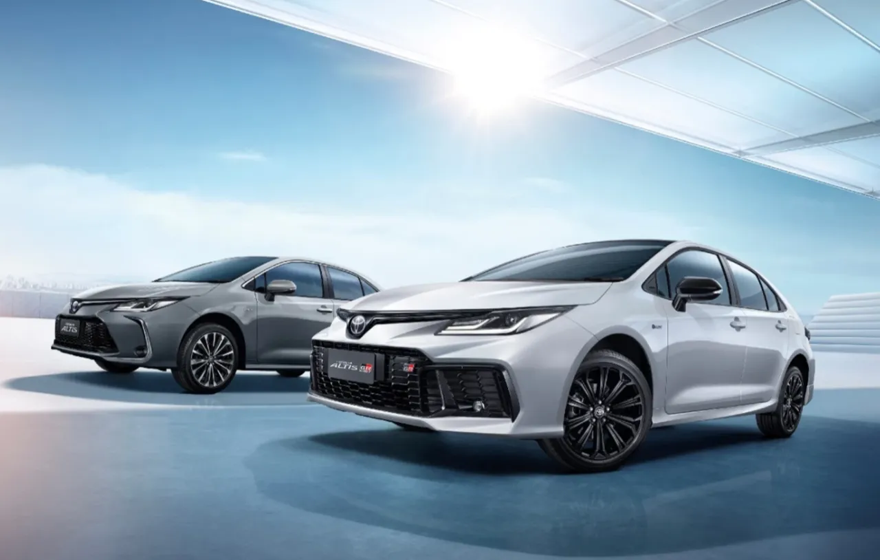 ปรับโฉมเพิ่มความสด มาแล้ว TOYOTA COROLLA ALTIS HEV GR SPORT 2024