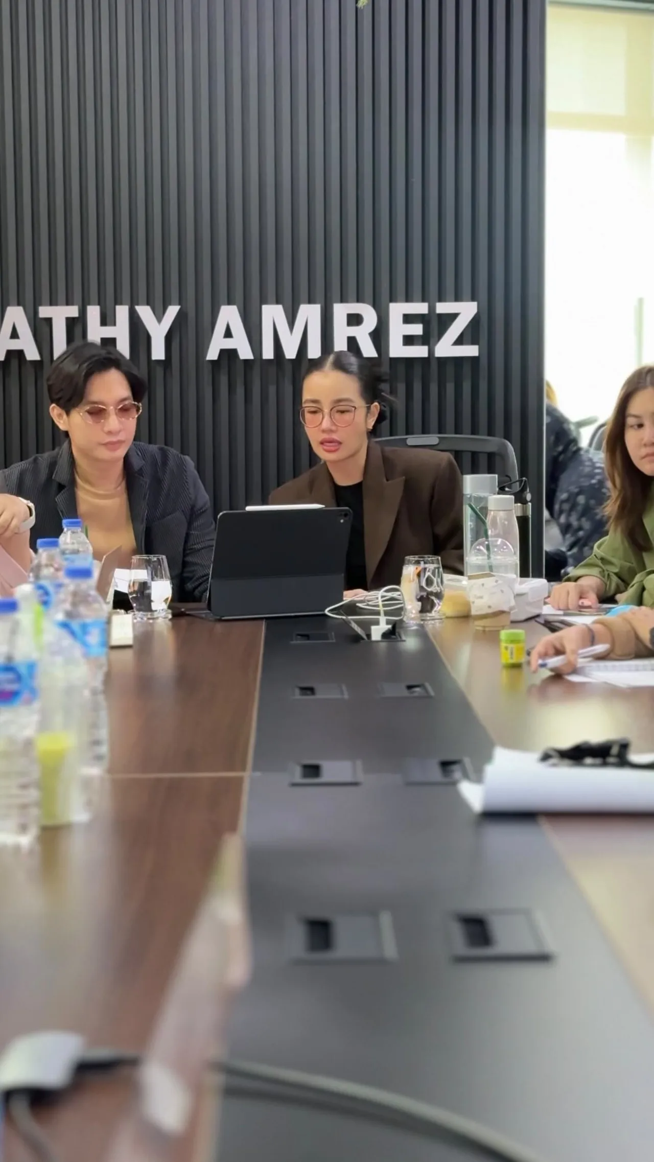 กระแต อาร์สยาม เปิดความจริงการเป็นบอส ยอดขาย 1,000 ล้าน สบายจริงเหรอ