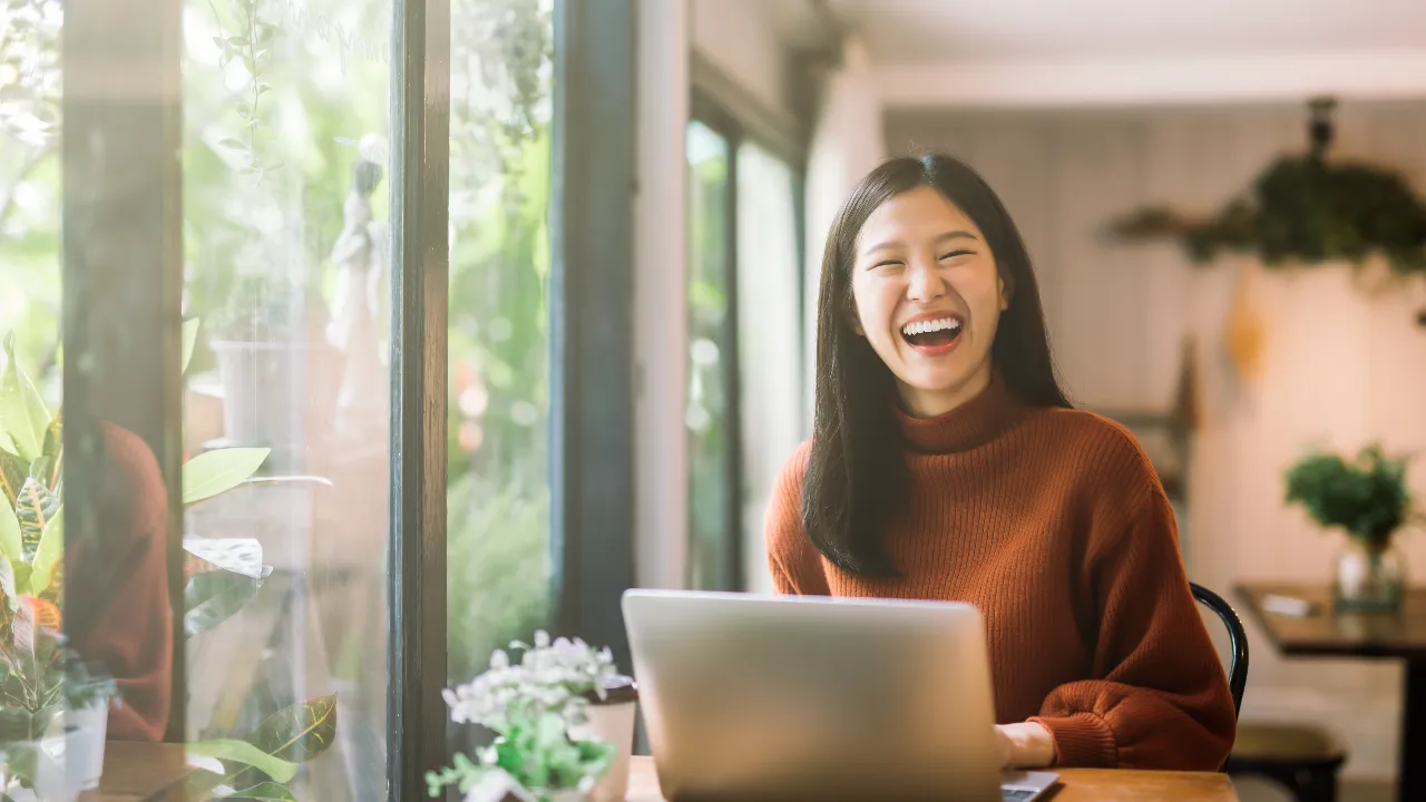 100 คำคมชีวิตสั้นๆ โดนๆ ภาษาอังกฤษ-ไทย ปลุกไฟ เพิ่มพลังใจให้สู้ต่อ