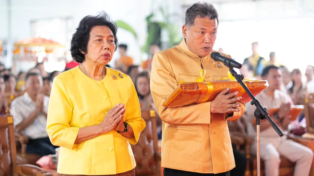ทอดกฐินวัดบางหลวงหัวป่า จ.ปทุมธานี สร้างวัดร้างขึ้นเป็นวัดใหม่