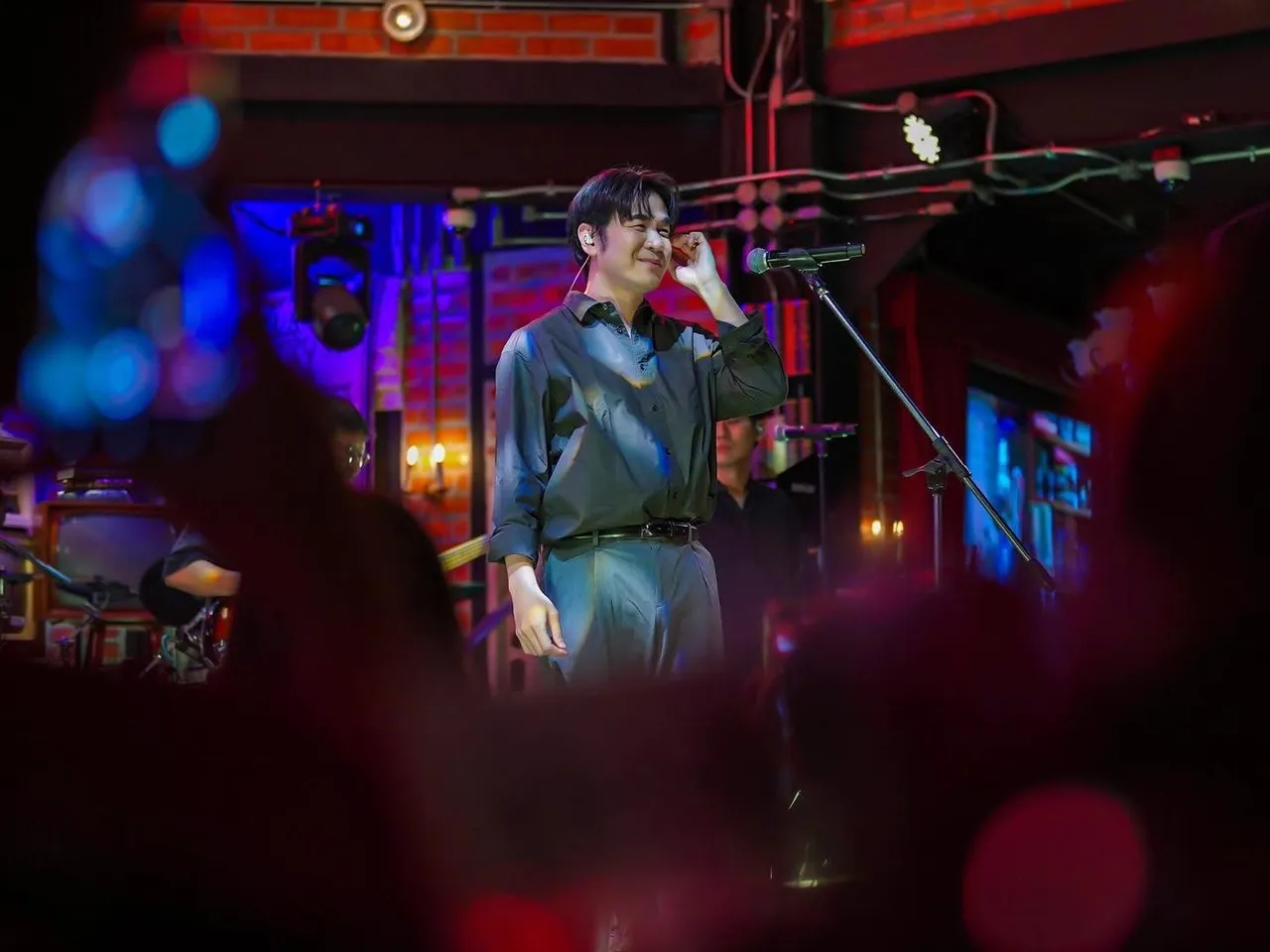 แสตมป์ อภิวัชร์ ขึ้นเวทีร้องเพลงอีกครั้ง หลังเจอข่าวฉาวจนถูกแคนเซิลงาน