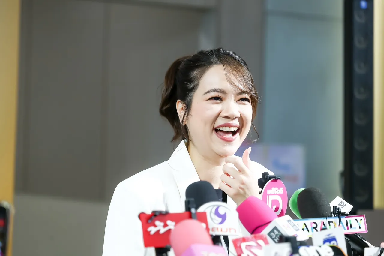 ข่าวลือเป็นจริง เซน เมจกา เลิก ต้น เกือบปี กลับมาเป็นเพื่อนกันเหมือนเดิม 