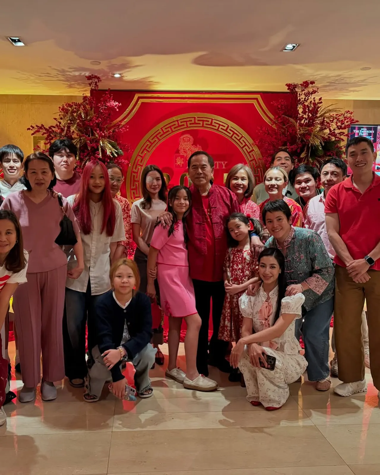 สุดอบอุ่น แม่แอฟ-น้องปีใหม่ ฉลองตรุษจีนกับคุณปู่ไพรวงษ์และคุณย่า รับอั่งเปาจุกๆ