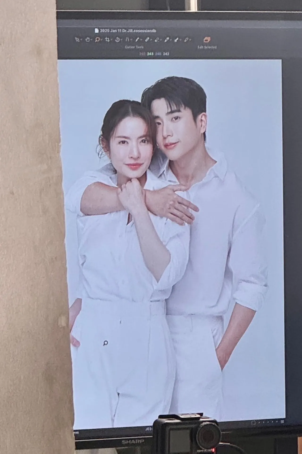 กรี๊ดเลย ส่อง แอฟ-นนกุล คู่รักแห่งชาติ ถ่ายแบบหวานฉ่ำทำทีมงานสุดฟิน