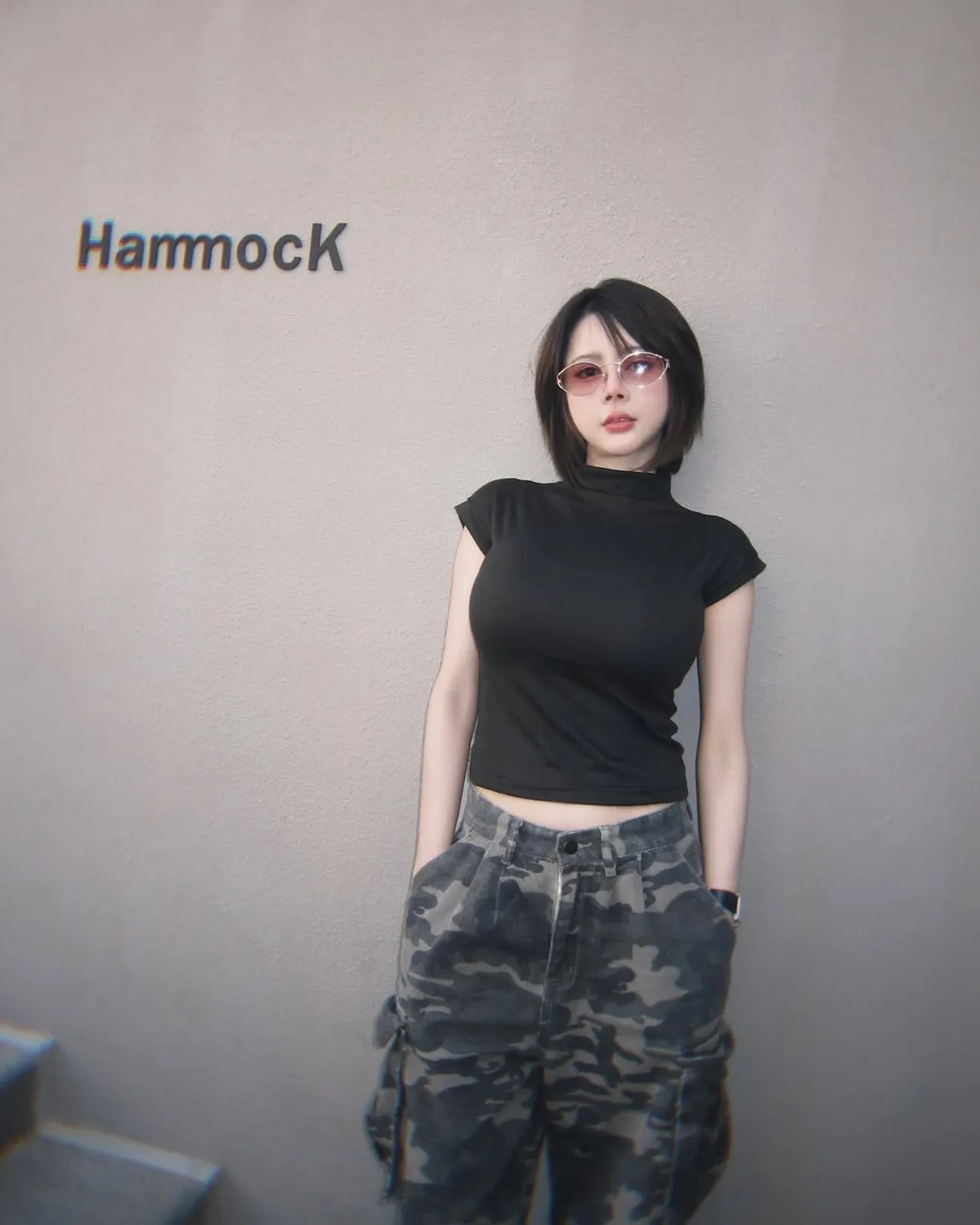 เปิดวาร์ป น้องไอซ์ ดาวติ๊กต่อกสาวสวยสุดแซ่บที่ ครูเต้ย อภิวัฒน์ ตามจีบ 