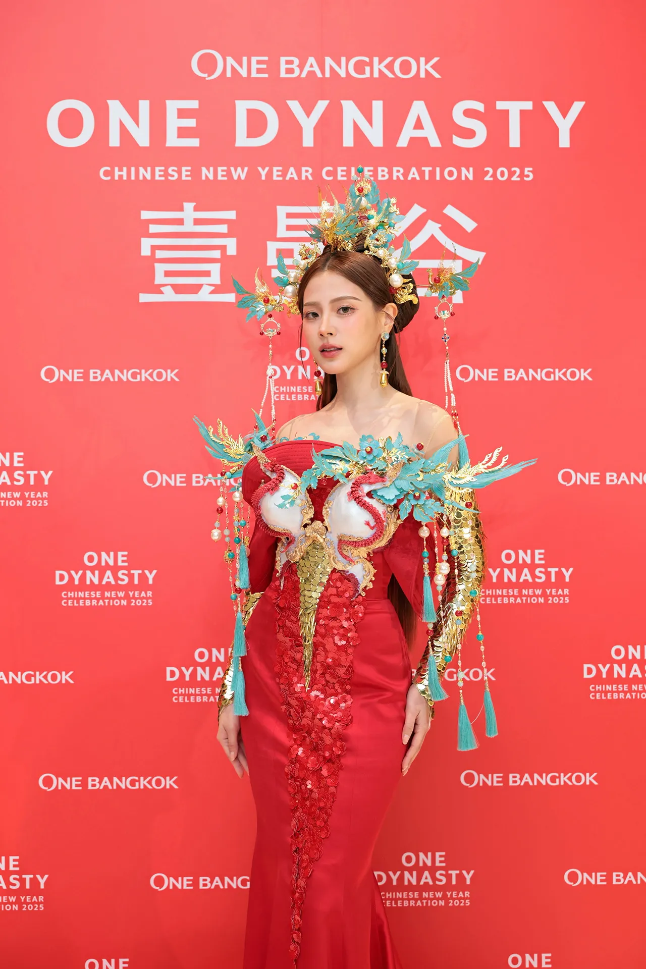 ใบเฟิร์น แจงข่าวลือเปิดตัวหนุ่มใหม่ ลั่นคนนี้คือช่างทำผม เล่าโมเมนต์ร่วมเฟรม "จางหลิงเฮ่อ"