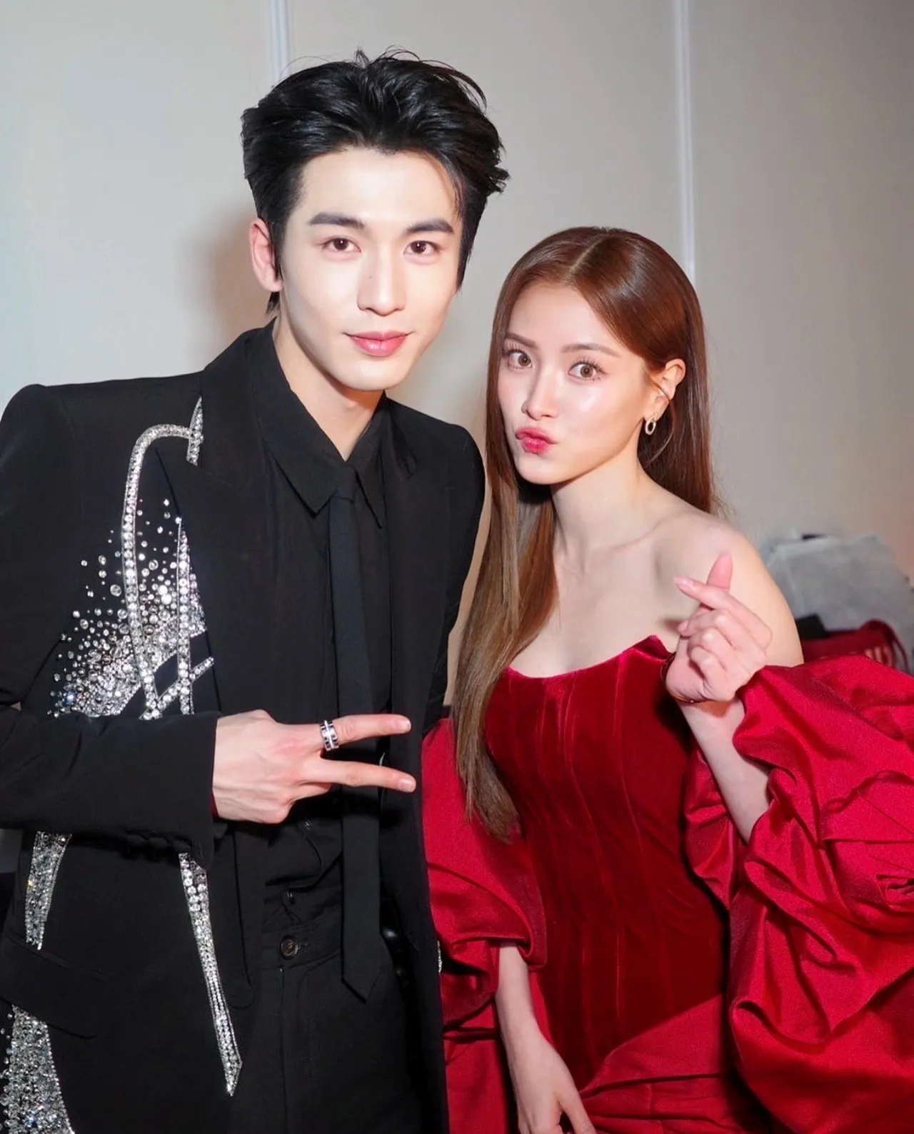 ใบเฟิร์น แจงข่าวลือเปิดตัวหนุ่มใหม่ ลั่นคนนี้คือช่างทำผม เล่าโมเมนต์ร่วมเฟรม "จางหลิงเฮ่อ"