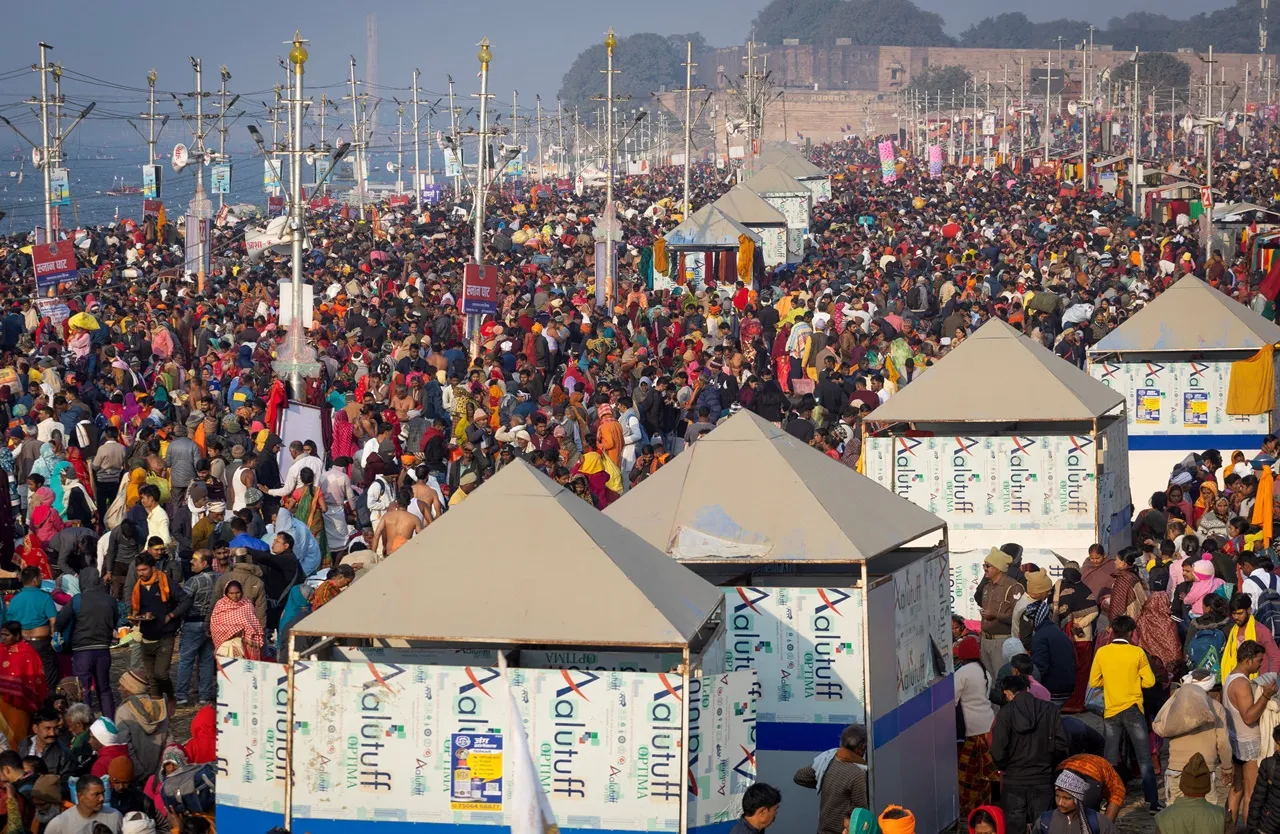 เทศกาล “กุมภเมลา” สำคัญอย่างไร ทำไมคนนับร้อยล้านจึงมารวมตัวกัน