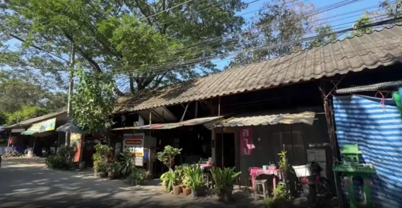 ดราม่าร้านลาบเชียงใหม่-ไล่ลูกค้า ป้าเจ้าของร้านยอมขอโทษ อู้กำเมือง อาจฟังดูไม่รื่นหู