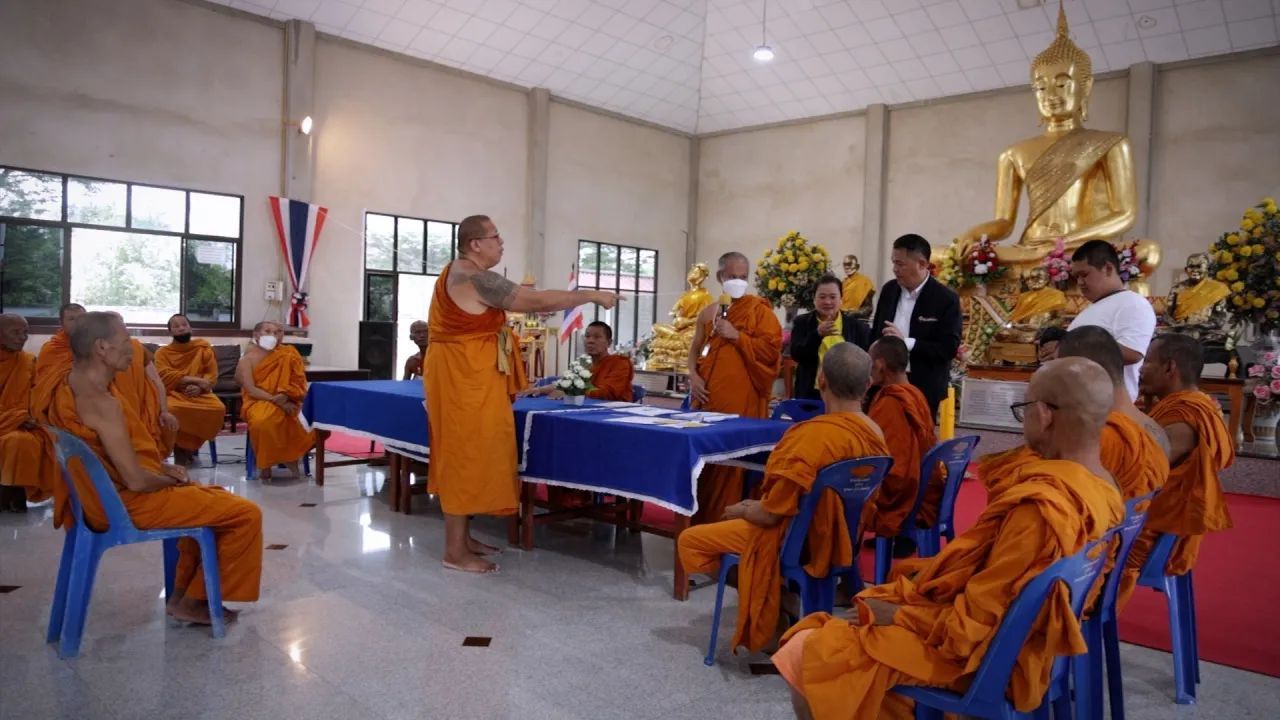 พระนอกรีต แปดเปื้อนวงการสงฆ์ กู้ศรัทธาศาสนา (คลิป)