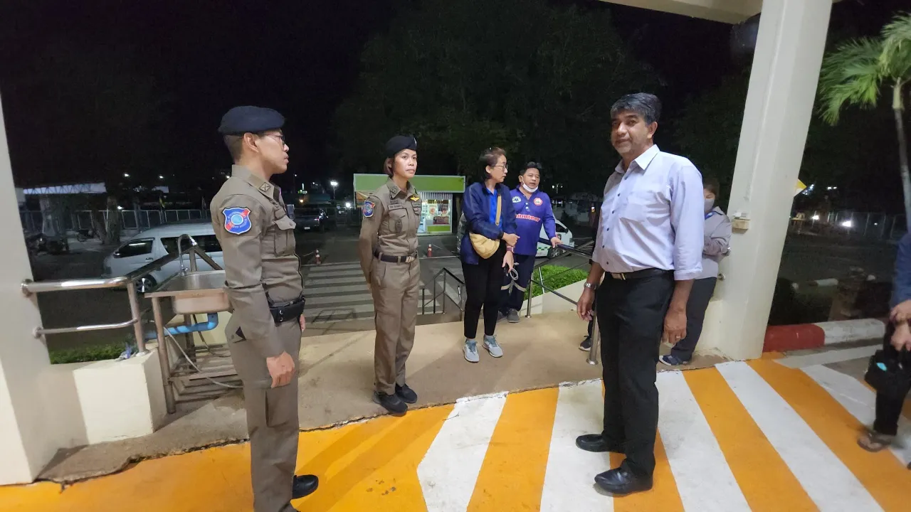 Rescue mission underway for lost students in Kanchanaburi forest | News by Thaiger