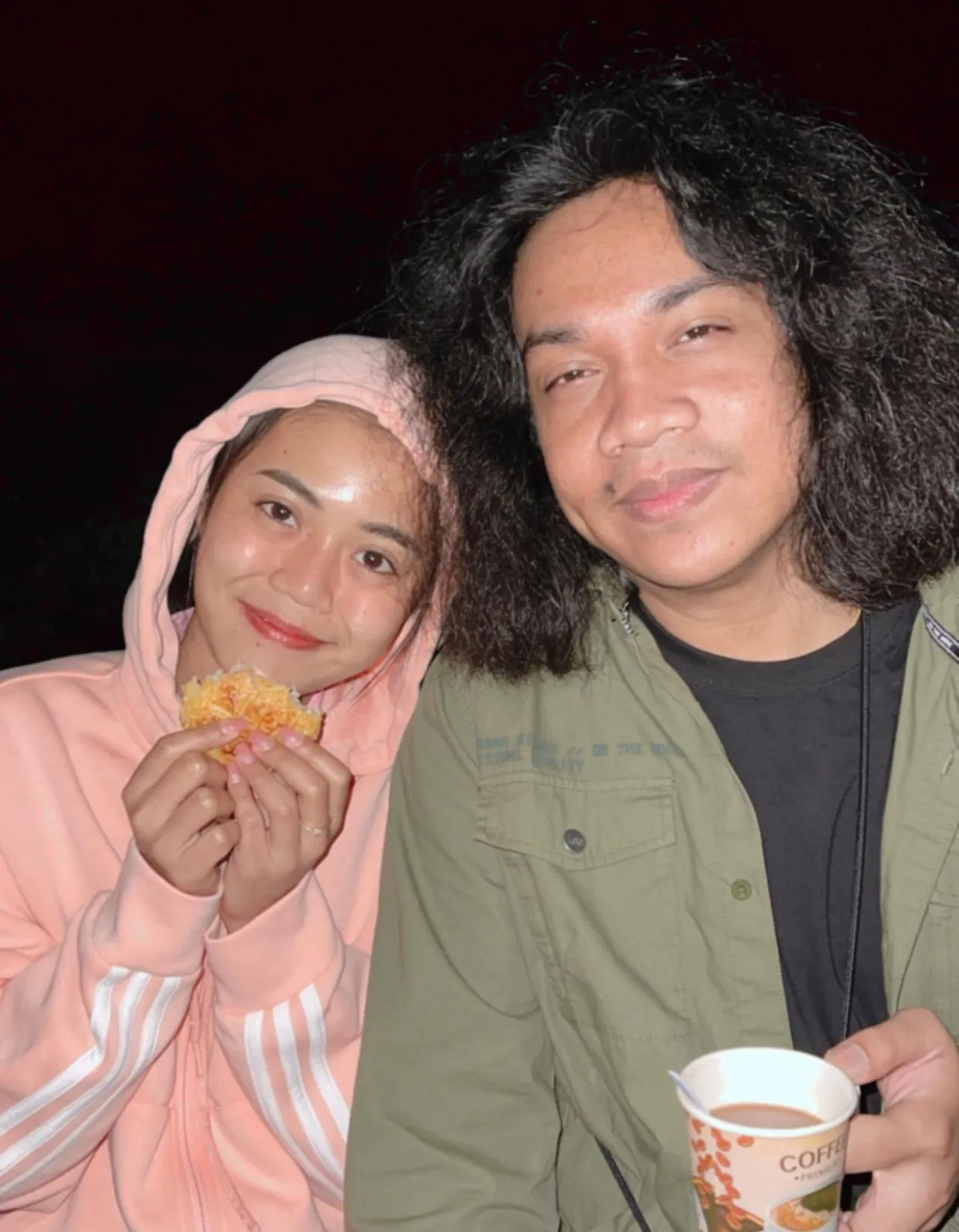 ย้อนเส้นทางรัก 9 ปี ลำไย ไหทองคำ-ปุ้ย L.กฮ. พร้อมแต่งงานแล้ว แต่สุดท้ายเลิกกัน