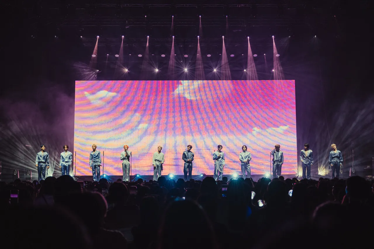 11 หนุ่มนิฮงบอย ‘JO1’ เสิร์ฟโชว์สุดมันส์ ร้องสนั่น เต้นกระจาย แฟนๆ สุดฟิน