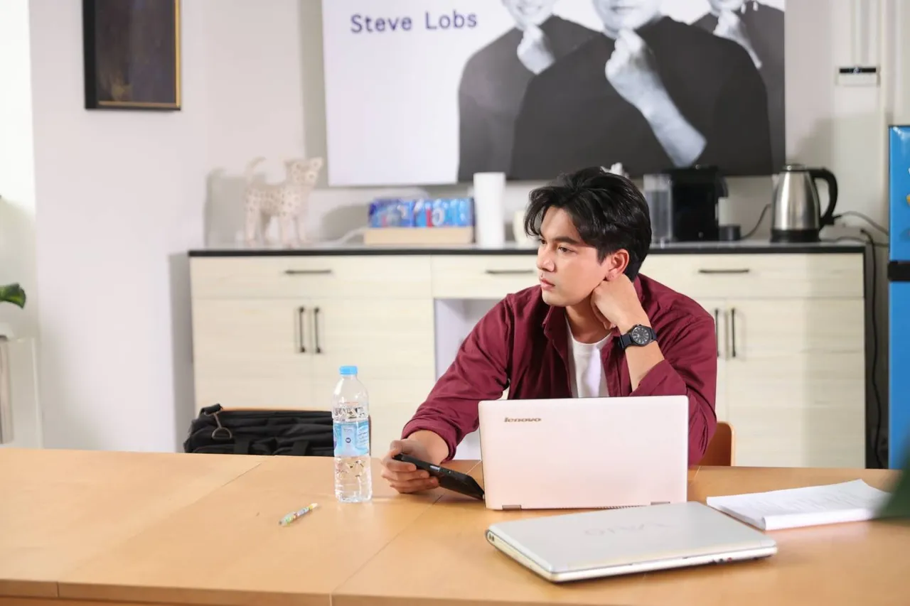 เข้ม หัสวีร์ เปิดใจบทบาทใหม่ที่แสนท้าทายในหนังรักโรแมนติก 'Why We Love เพราะรักต้องมี' 