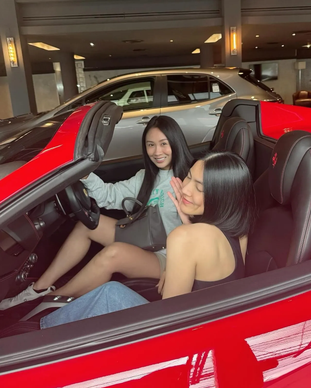 แซน-กระติก อัดคลิปทักทายชาวเน็ต สยบเฟกนิวส์ลั่นไม่ได้หายไปไหน