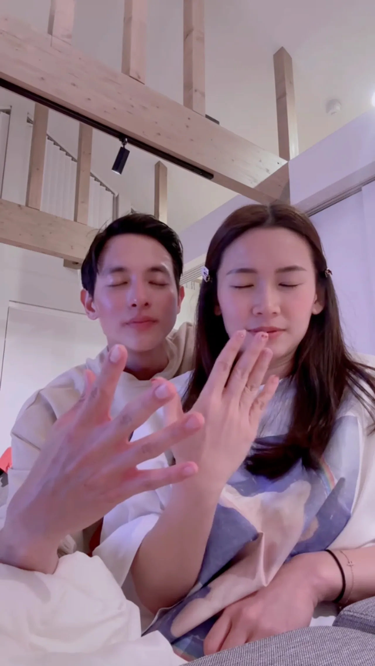 เจมส์จิ-โฟม หลับตาเล่นเกมทายใจ ตอบตรงกันเป๊ะ แต่กลับเจอคนแซะเตี๊ยมกันหรือเปล่า