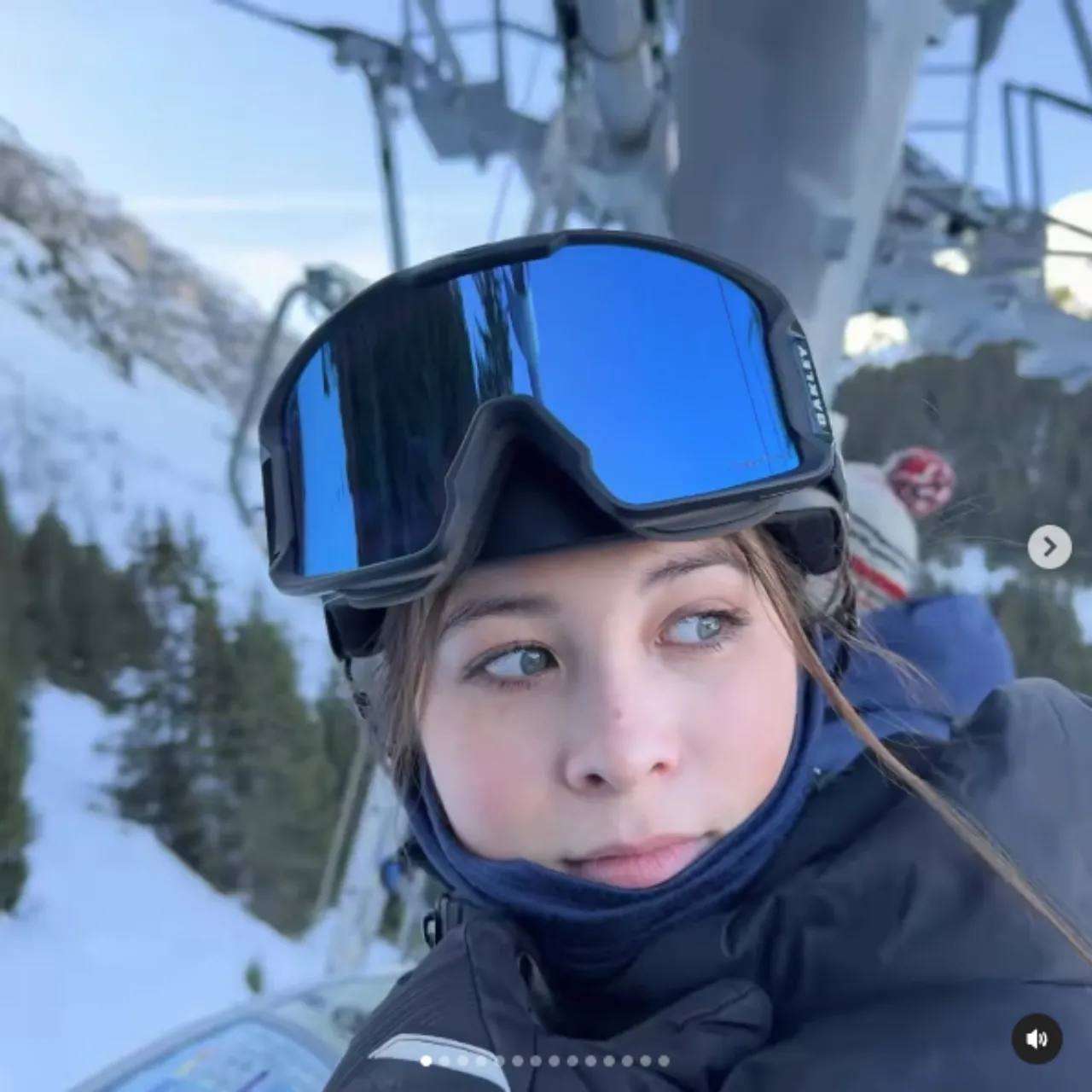 ส่องภาพ น้องไลลา ลูกสาวคนโตของพอลล่า เป็นสาวแล้ว แววตาสวยดูมีเสน่ห์เหมือนแม่