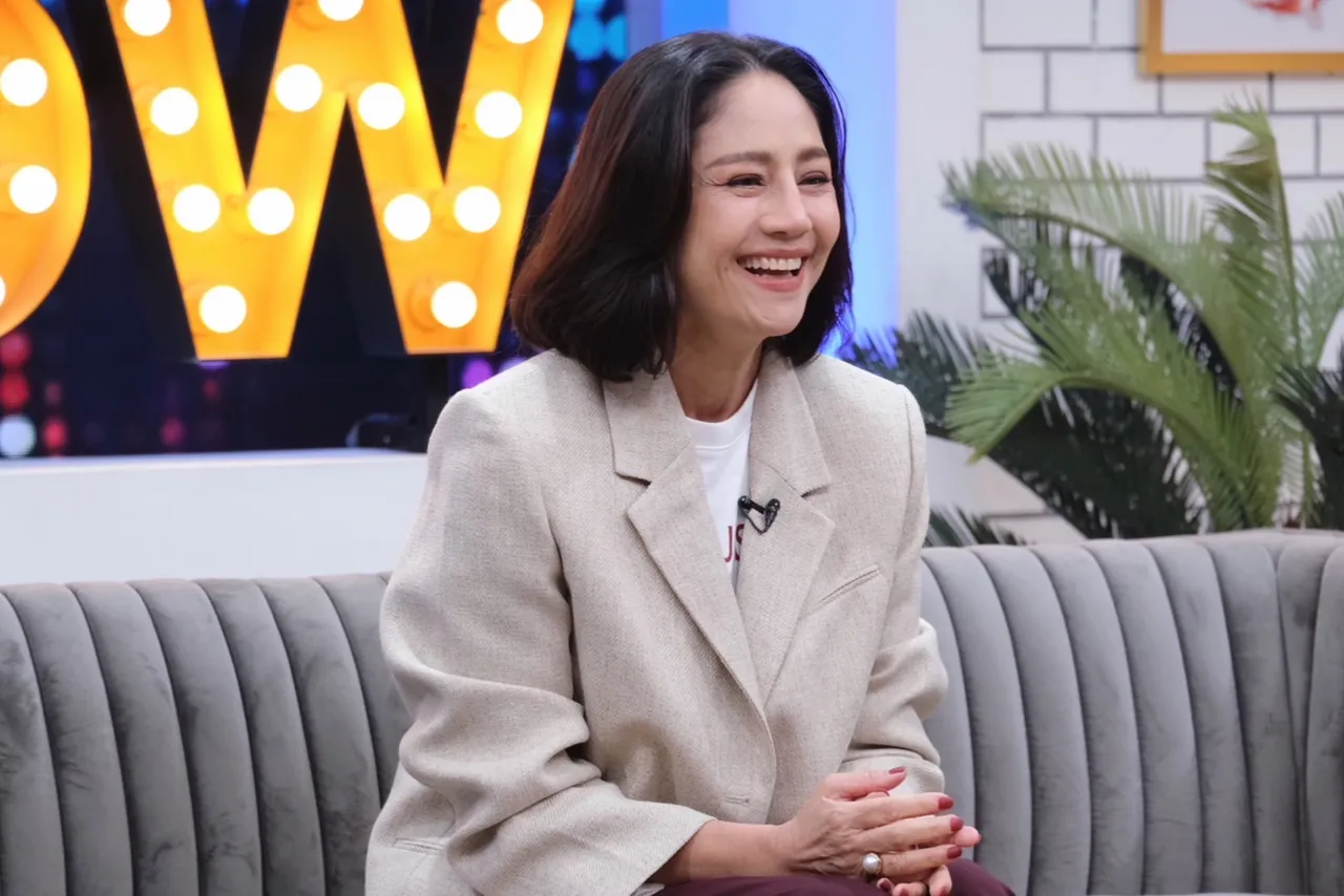 นก สินจัย เปิดใจถูกเซอร์ไพรส์จัดงานแซยิดวันเกิด สามีจ่ายเงินเองยังอึ้ง (คลิป)