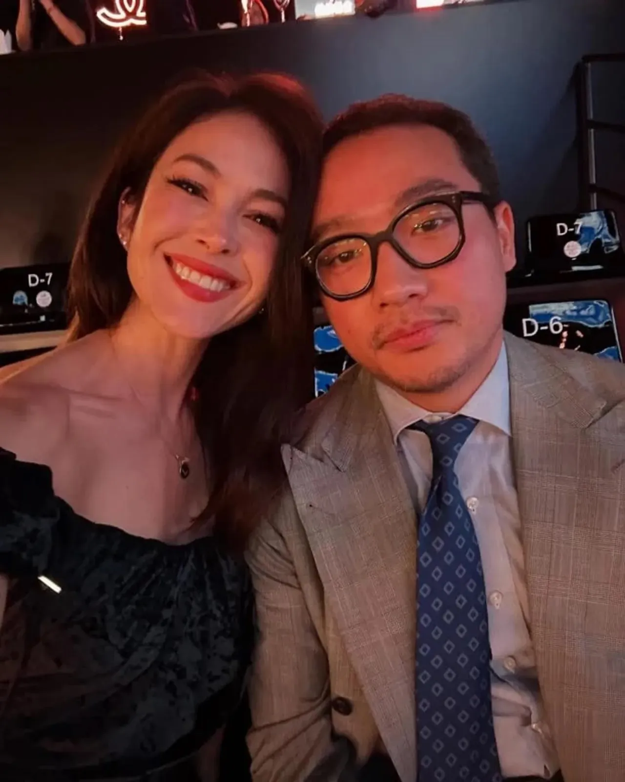 โลกนี้สีชมพู พอลล่า กลับมาคบ เต้ บรม ทายาทเซ็นทรัล สุดแฮปปี้จะทำทุกวันให้ดีที่สุด