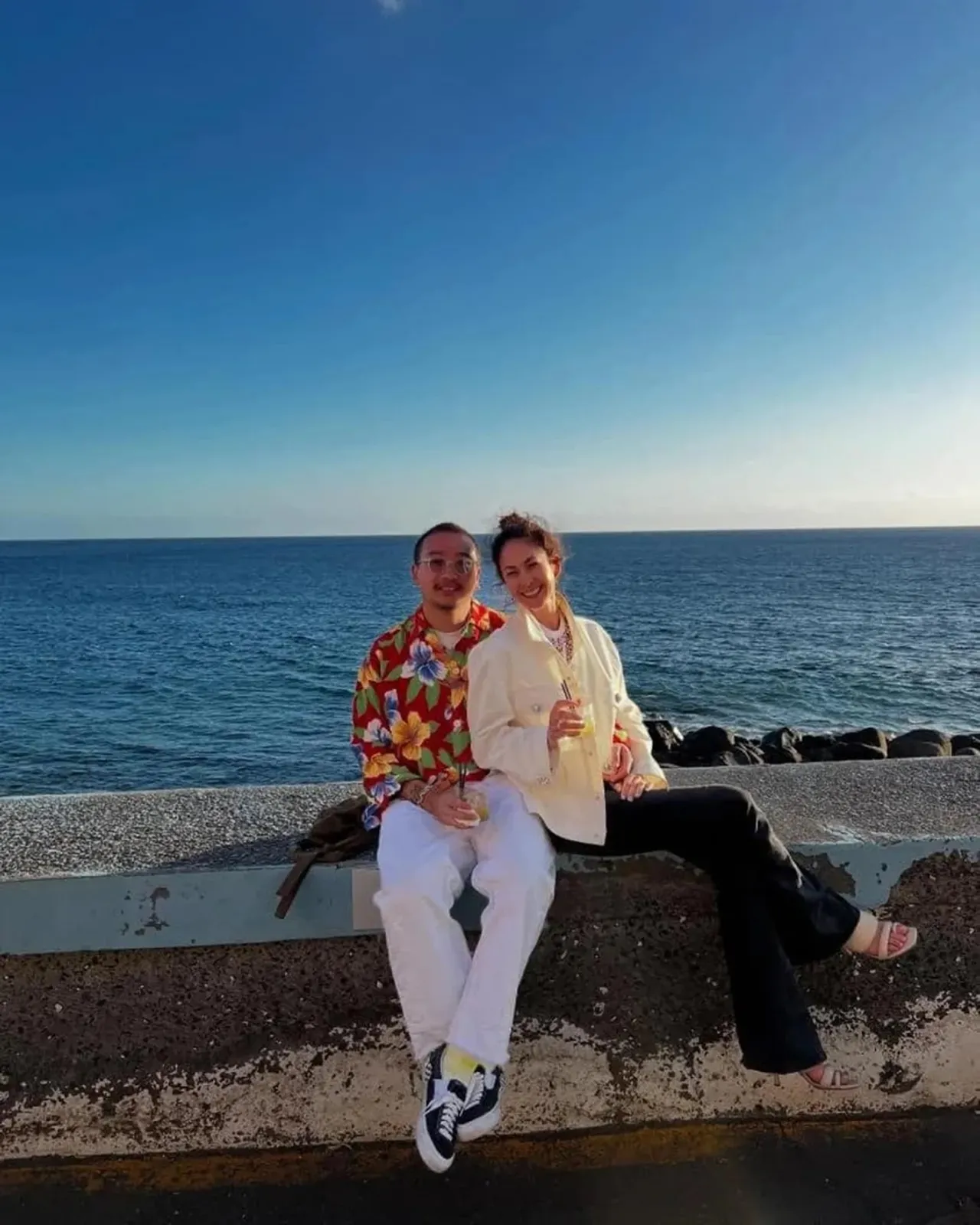 โลกนี้สีชมพู พอลล่า กลับมาคบ เต้ บรม ทายาทเซ็นทรัล สุดแฮปปี้จะทำทุกวันให้ดีที่สุด