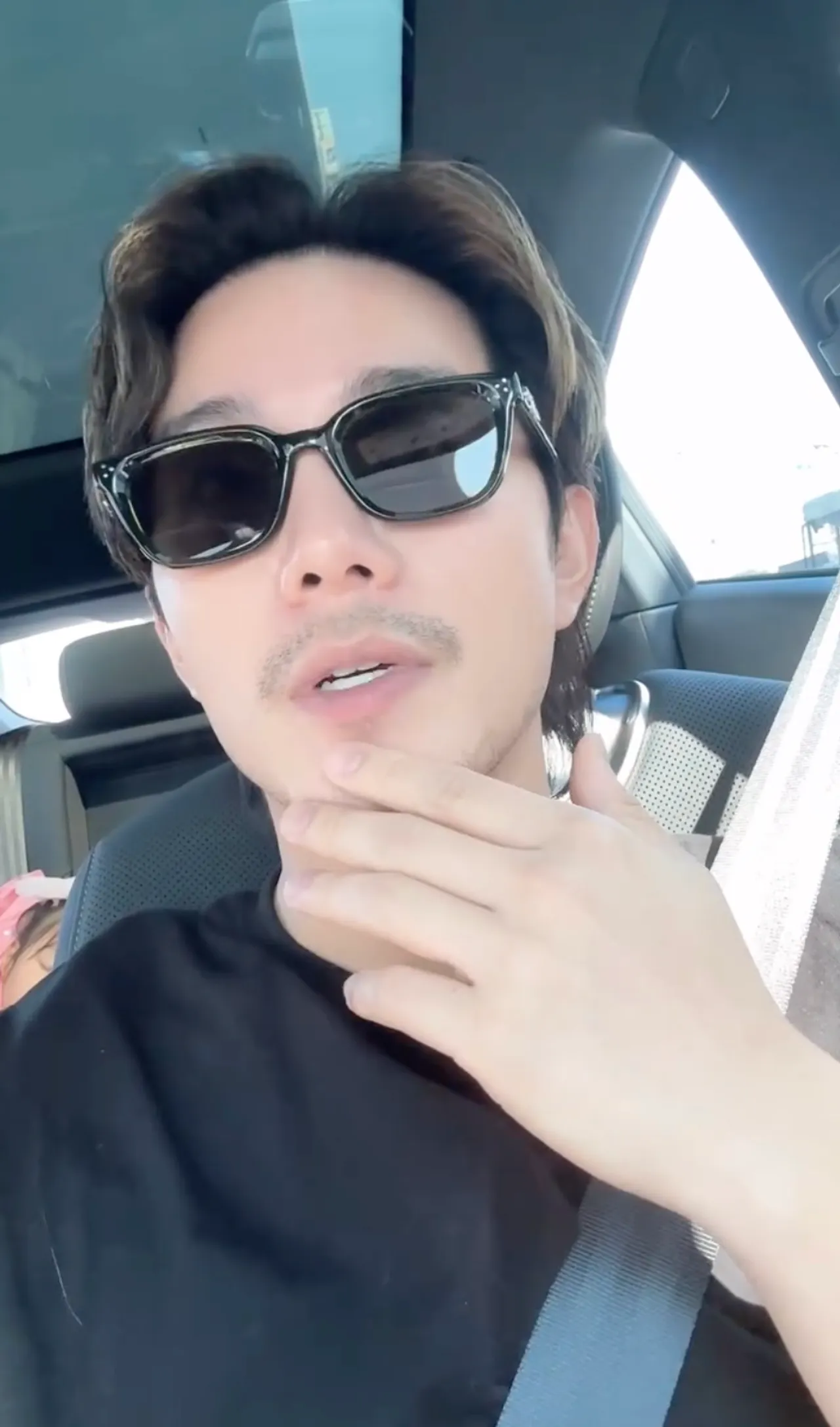 บี้ ธรรศภาคย์ แชร์วิธีเอาตัวรอดจากแผ่นดินไหว เตรียมพร้อมหากเกิดอาฟเตอร์ช็อก (คลิป) 