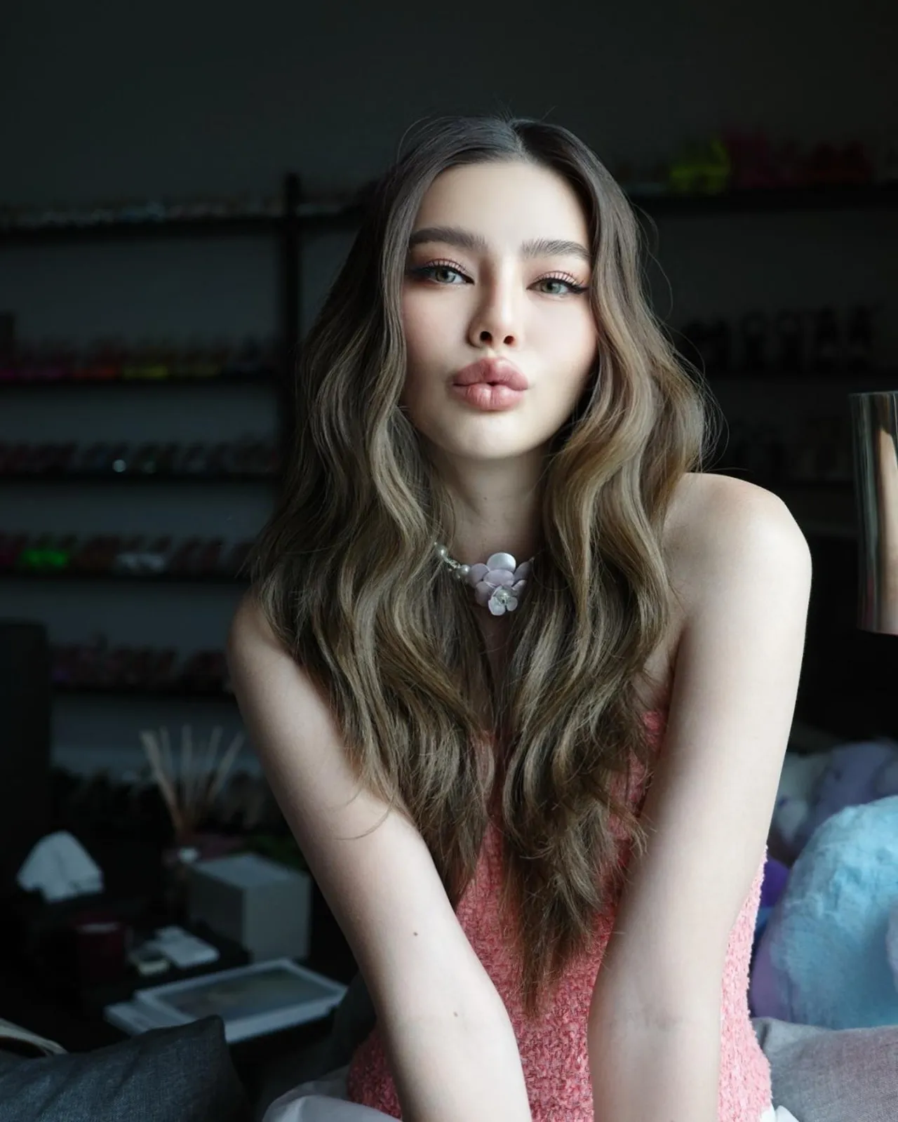 ดิว อริสรา เซ้งร้านทำเล็บหาเงินใช้หนี้ กำเงินมา 1.5 ล้าน ได้อุปกรณ์ครบพร้อมเปิดเลย