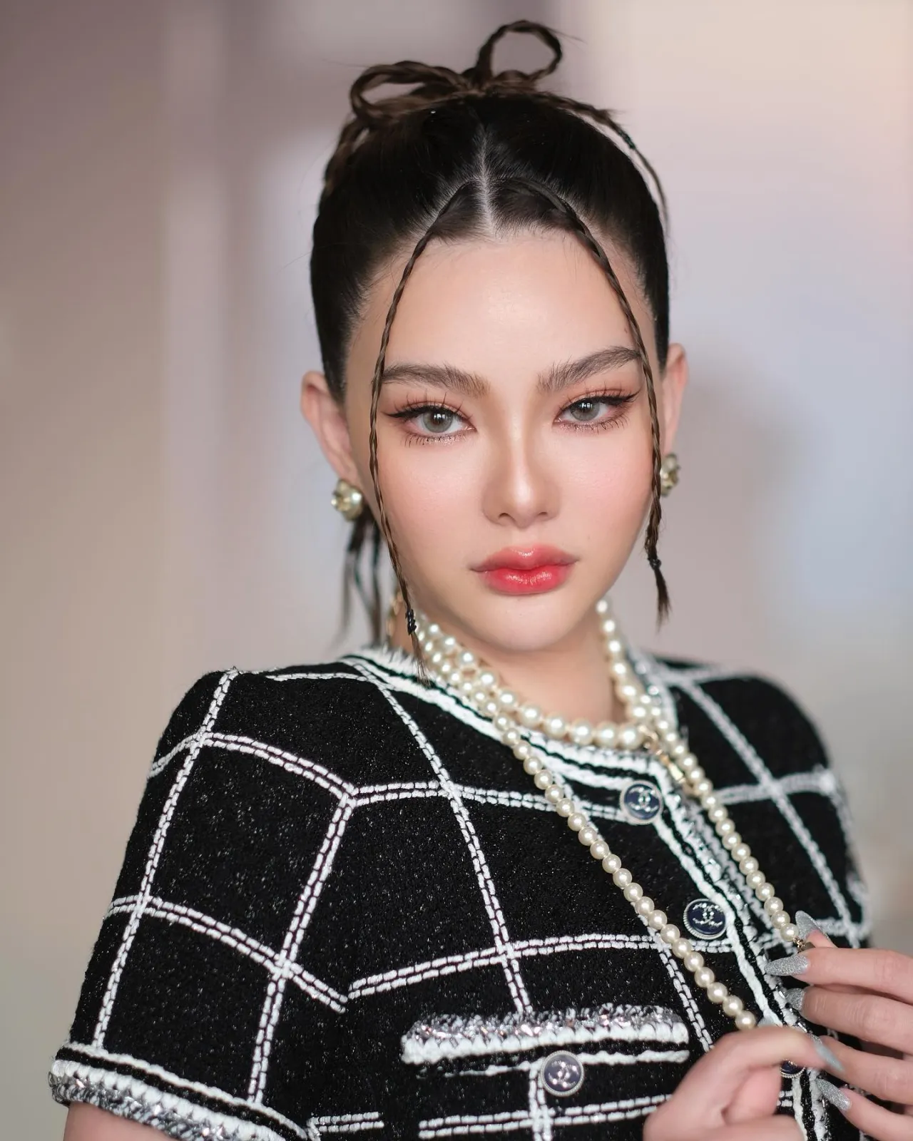 ดิว อริสรา เซ้งร้านทำเล็บหาเงินใช้หนี้ กำเงินมา 1.5 ล้าน ได้อุปกรณ์ครบพร้อมเปิดเลย