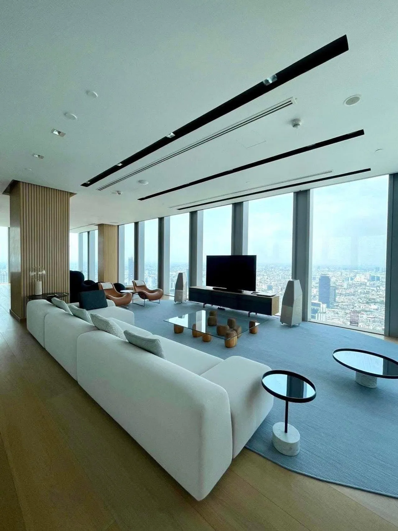 ฮือฮา! เพนต์เฮาส์ในตำนาน ดิว อริสรา ถูกประกาศปล่อยเช่าเดือนละ 2 ล้านบาท