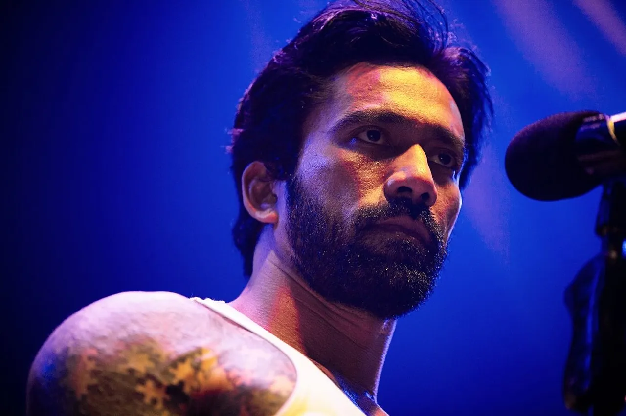 สรุปดราม่า เจ๋ง บิ๊กแอส ฟาดปมนักร้องเสพยา ปอน นิพนธ์ โพสต์สวนกลับก่อนไลฟ์ขอโทษ