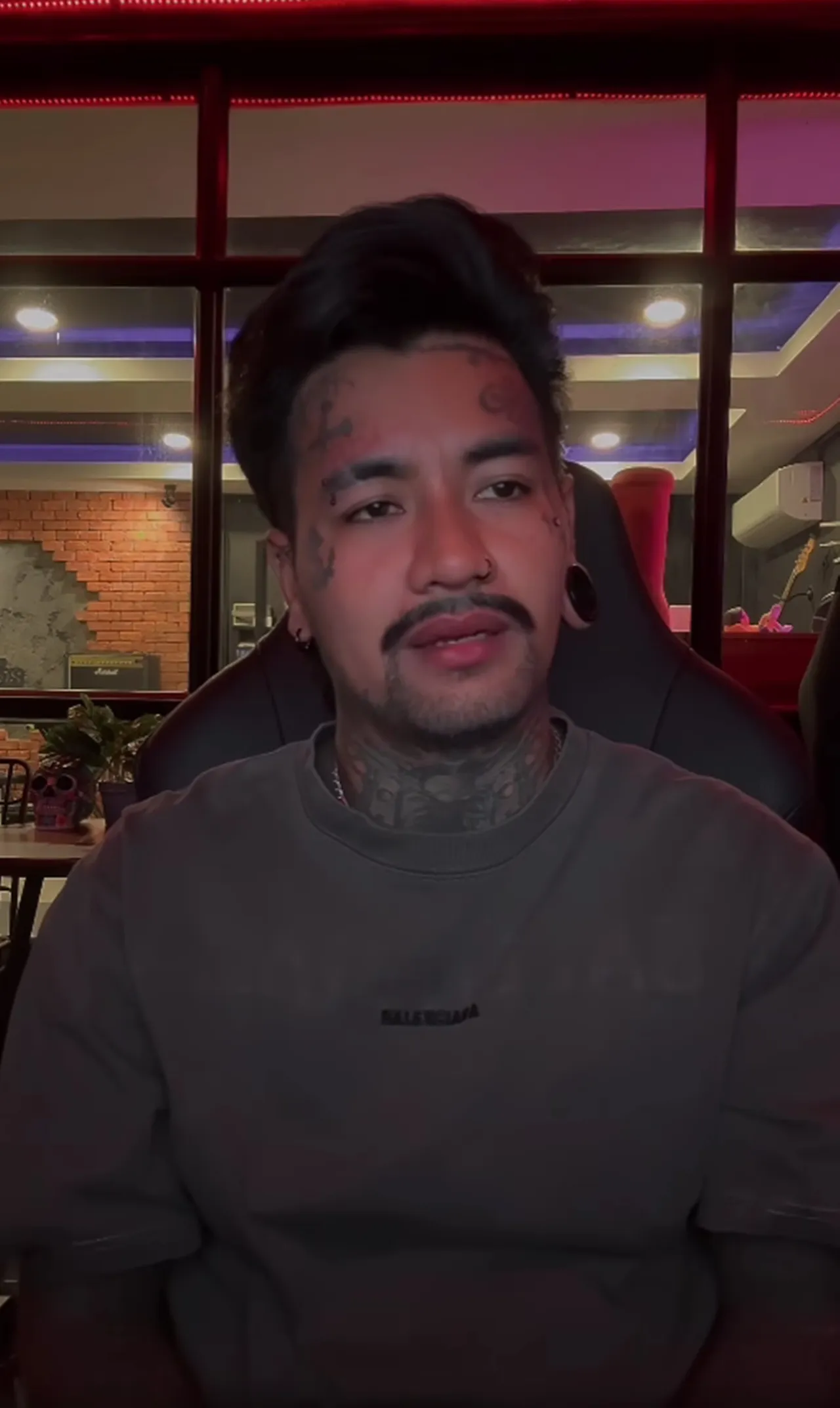 สรุปดราม่า เจ๋ง บิ๊กแอส ฟาดปมนักร้องเสพยา ปอน นิพนธ์ โพสต์สวนกลับก่อนไลฟ์ขอโทษ