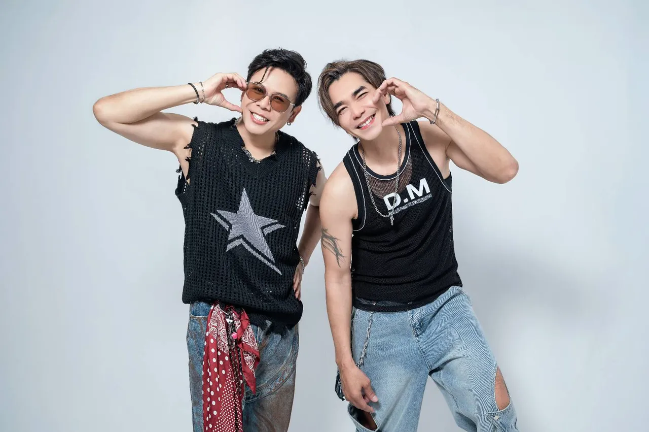 ไวตามิน เอ คัมแบ็กออกซิงเกิลในรอบ 22 ปี ในฐานะศิลปินหน้าใหม่วัยลุง