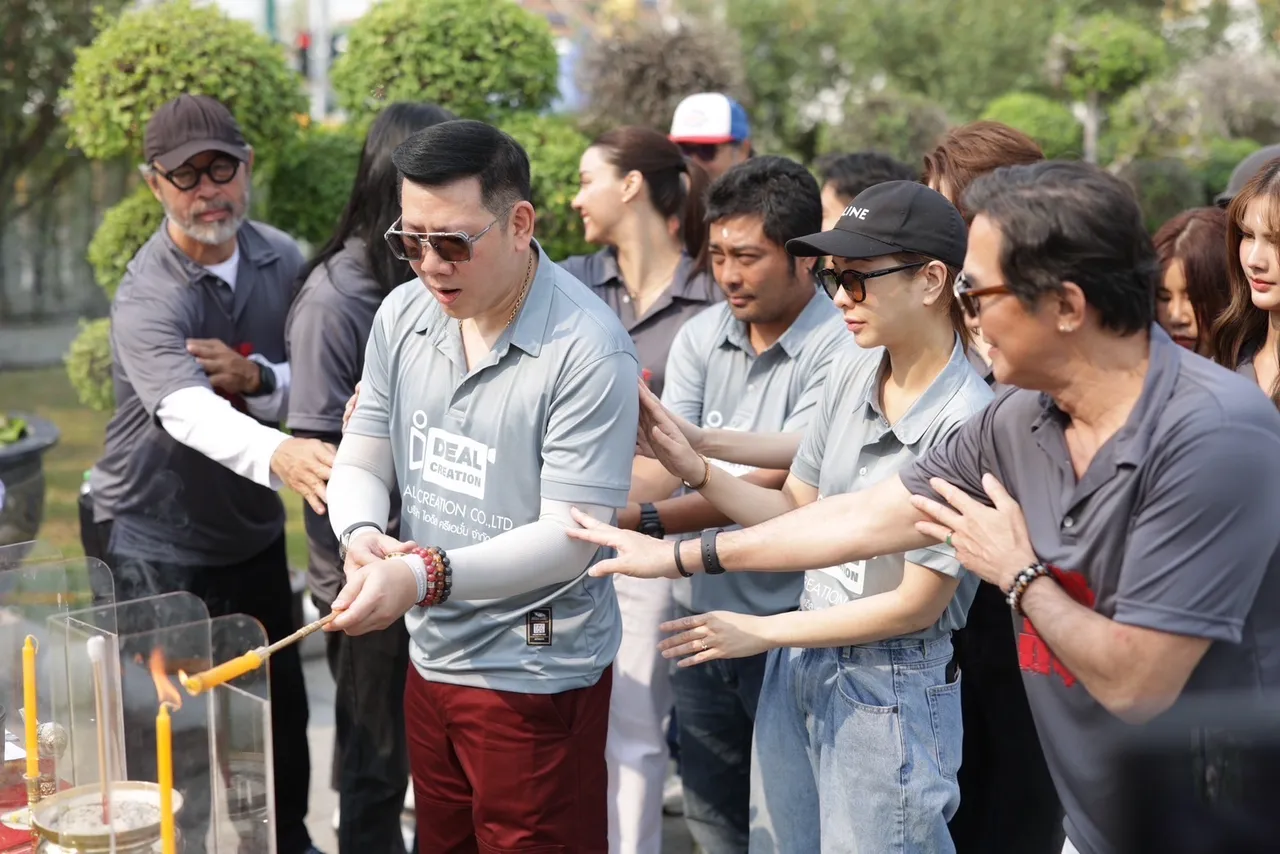 รันวงการ เพชร อิทธิ ทุ่มทุนสร้าง ลุยธุรกิจบันเทิง บวงสรวง 2 โปรเจกต์ยักษ์