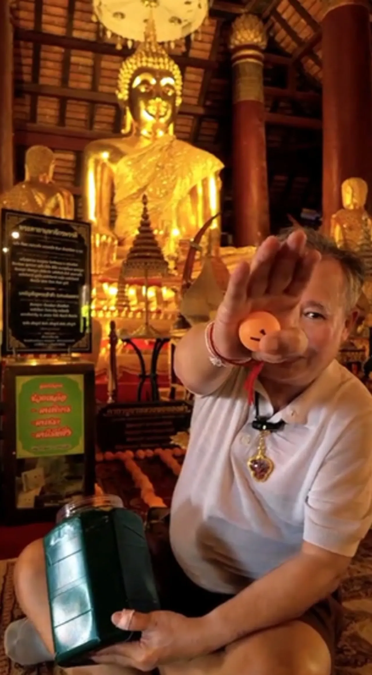 เป็ด เชิญยิ้ม จับเลขลูกปิงปองงวด 16 มี.ค. 68 หลังไหว้หลวงพ่อทองดำ