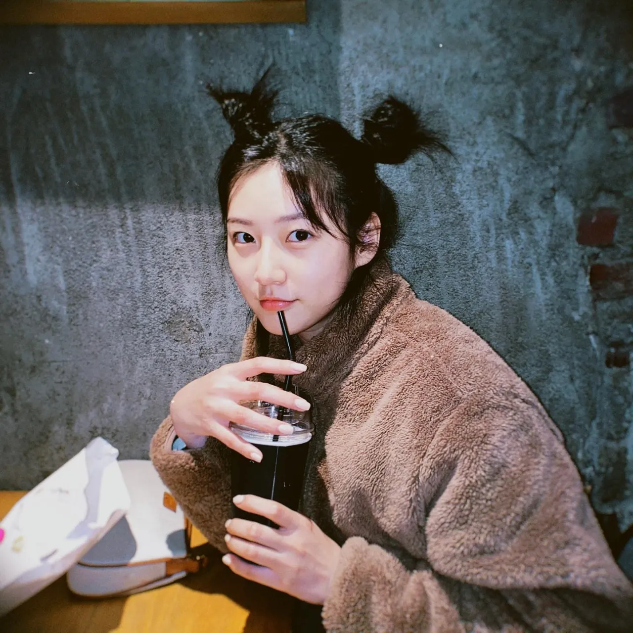 สรุปประเด็นร้อน พระเอกเกาหลี คิมซูฮยอน ถูกแฉคบ คิมแซรน 6 ปี พร้อมปล่อยหลักฐาน