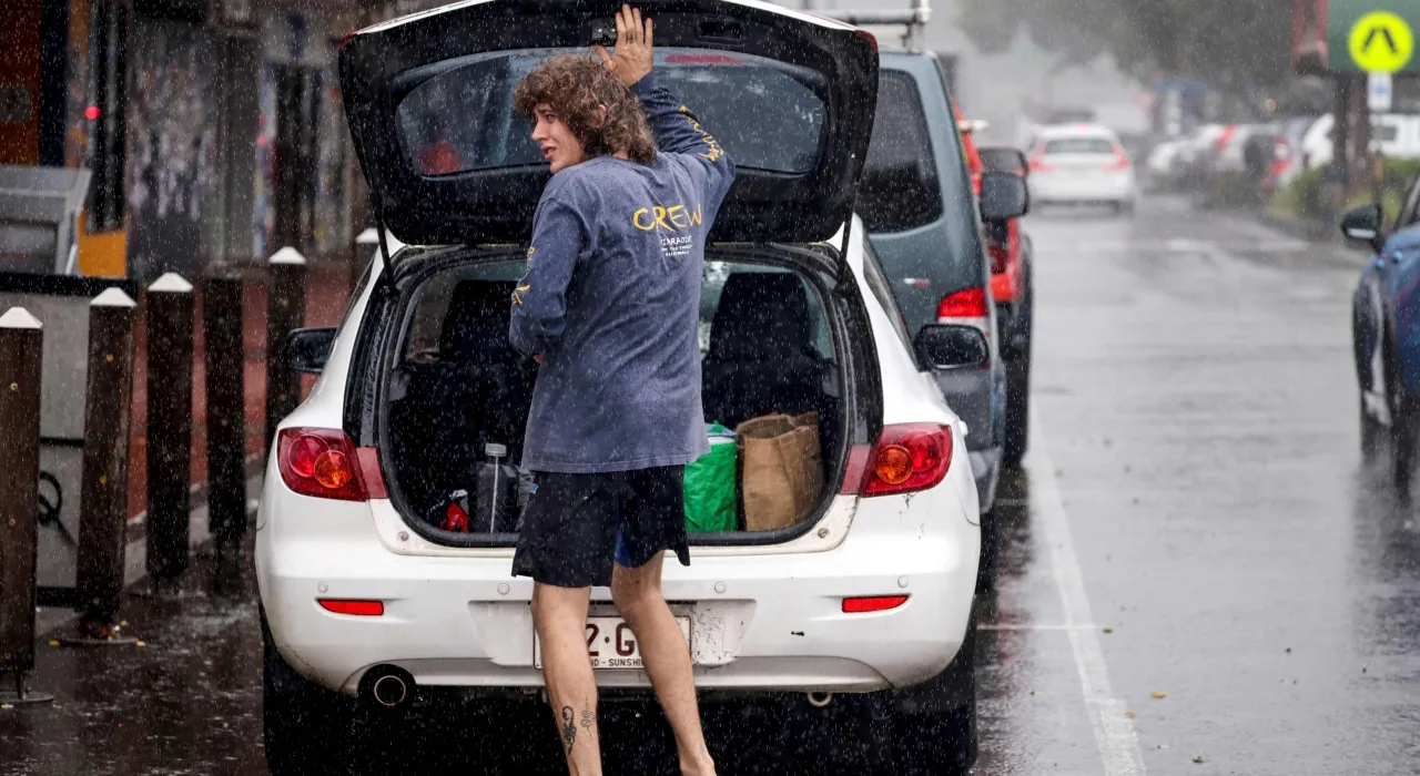 ออสเตรเลียเตรียมรับแรงปะทะ ไซโคลนอัลเฟรดแรงเทียบเท่าเฮอริเคน