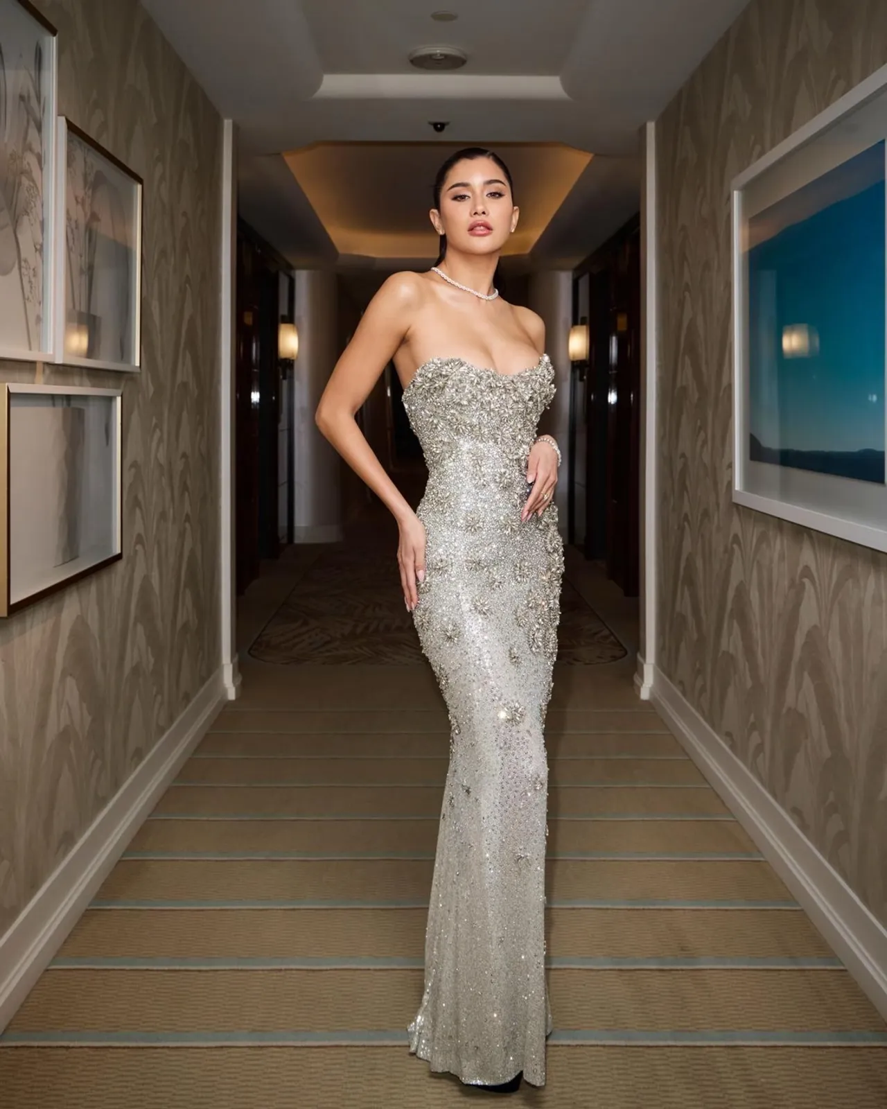 ซูมดีเทลความเอลิแกนซ์ ปู ไปรยา วิบวับจัดเต็ม บนพรมแดงอาฟเตอร์ปาร์ตี้ออสการ์ 2025