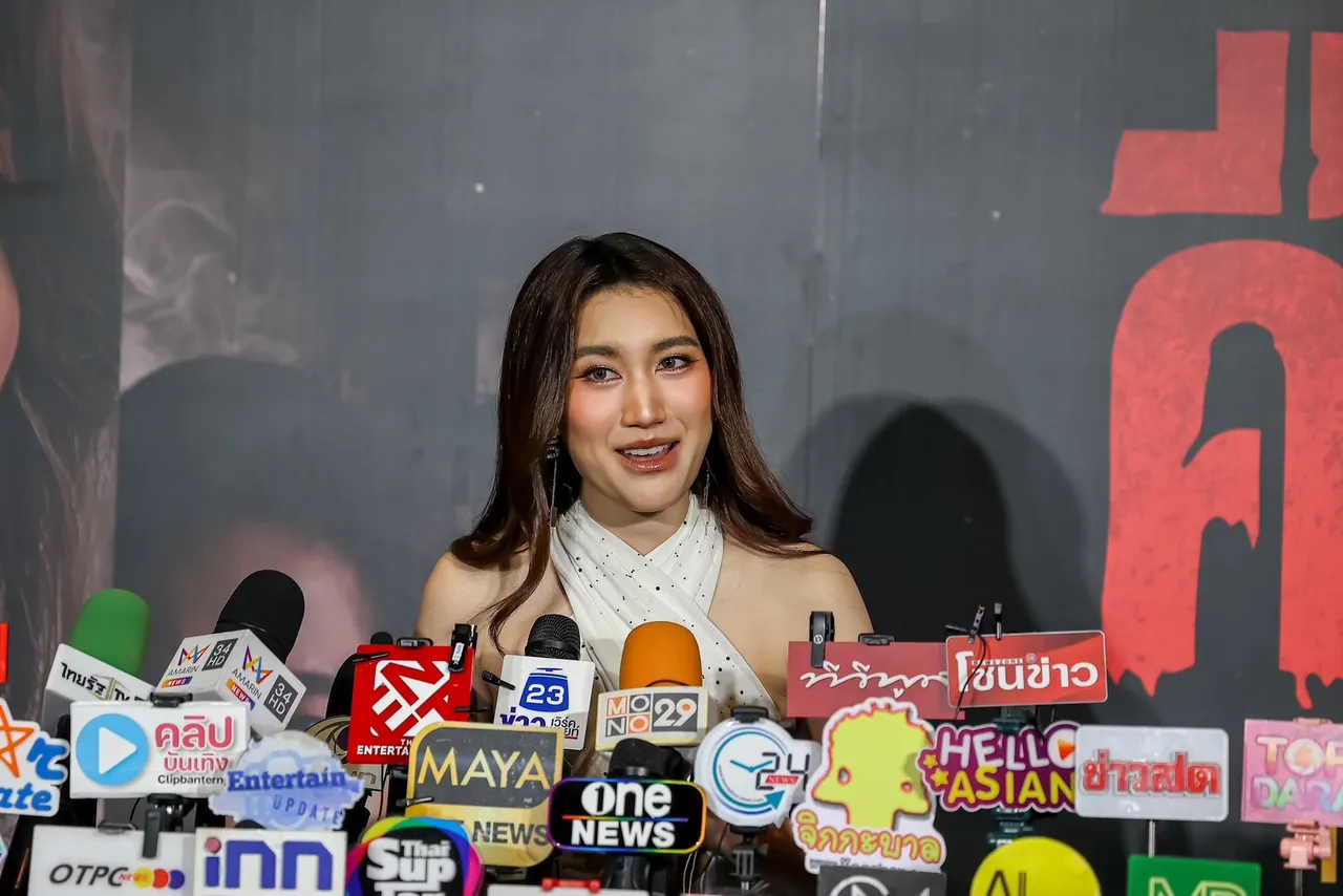 เบสท์ คำสิงห์ ตอบสถานะ ตี๋ บุญยเกียรติ หลังถูกจับตา สวยขึ้นไม่ได้แปลว่ามีความรัก