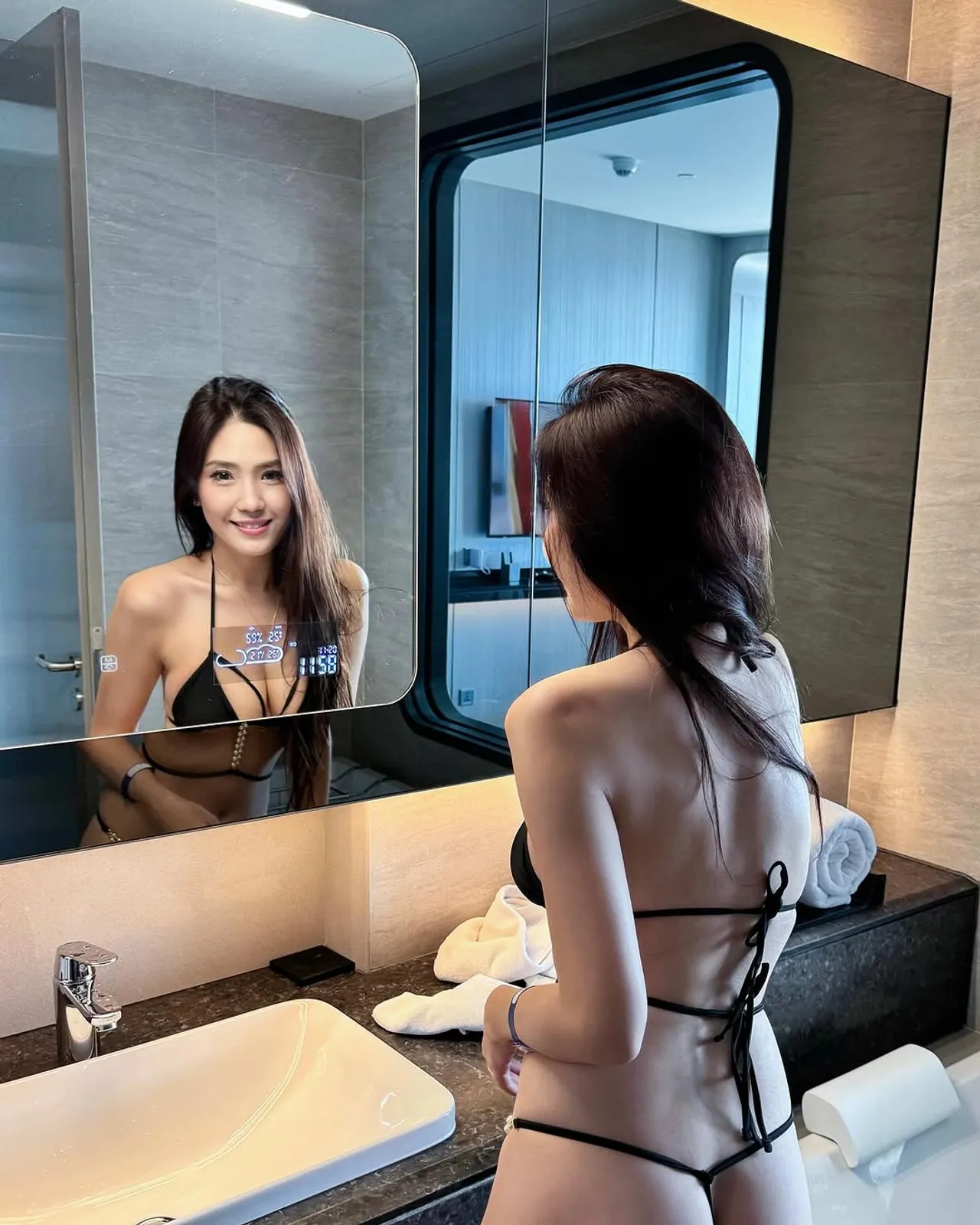 ชีเสิร์ฟ บอลลูน พินทุ์สุดา จัดให้แบบเผ็ดๆ อวดความแซ่บต้อนรับซัมเมอร์นี้