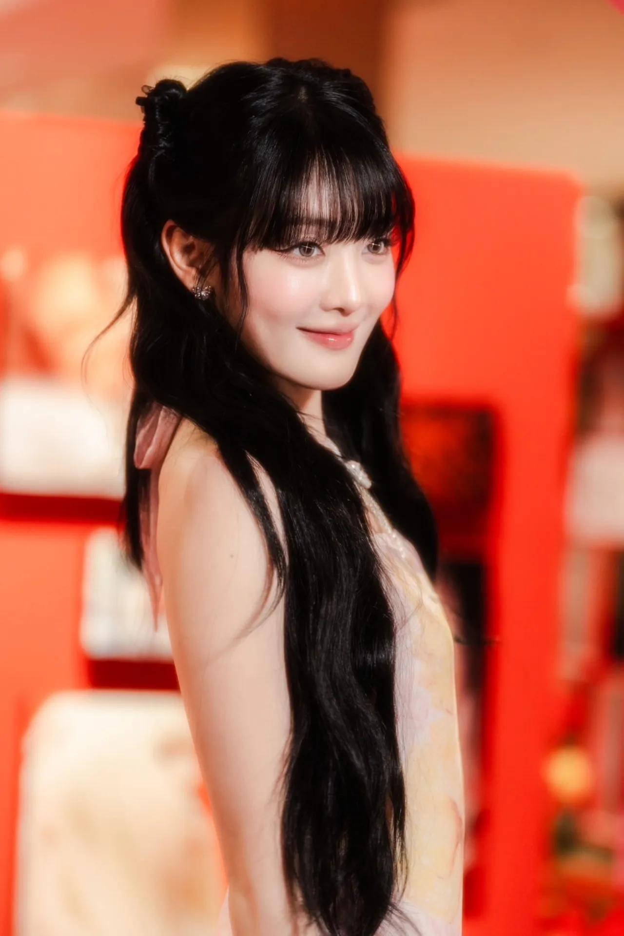 มินนี่ (G)I-DLE เปิดตัวตนอีกมุมให้รู้จักผ่านนิทรรศการ “MINNIE POP-UP STORE [HER]