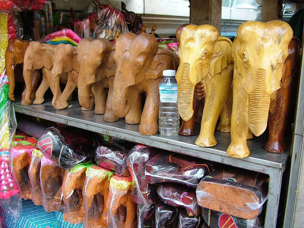 บูชา "พระพรหม" ในบ้าน เสริมปัญญา รุ่งเรือง ความสำเร็จ