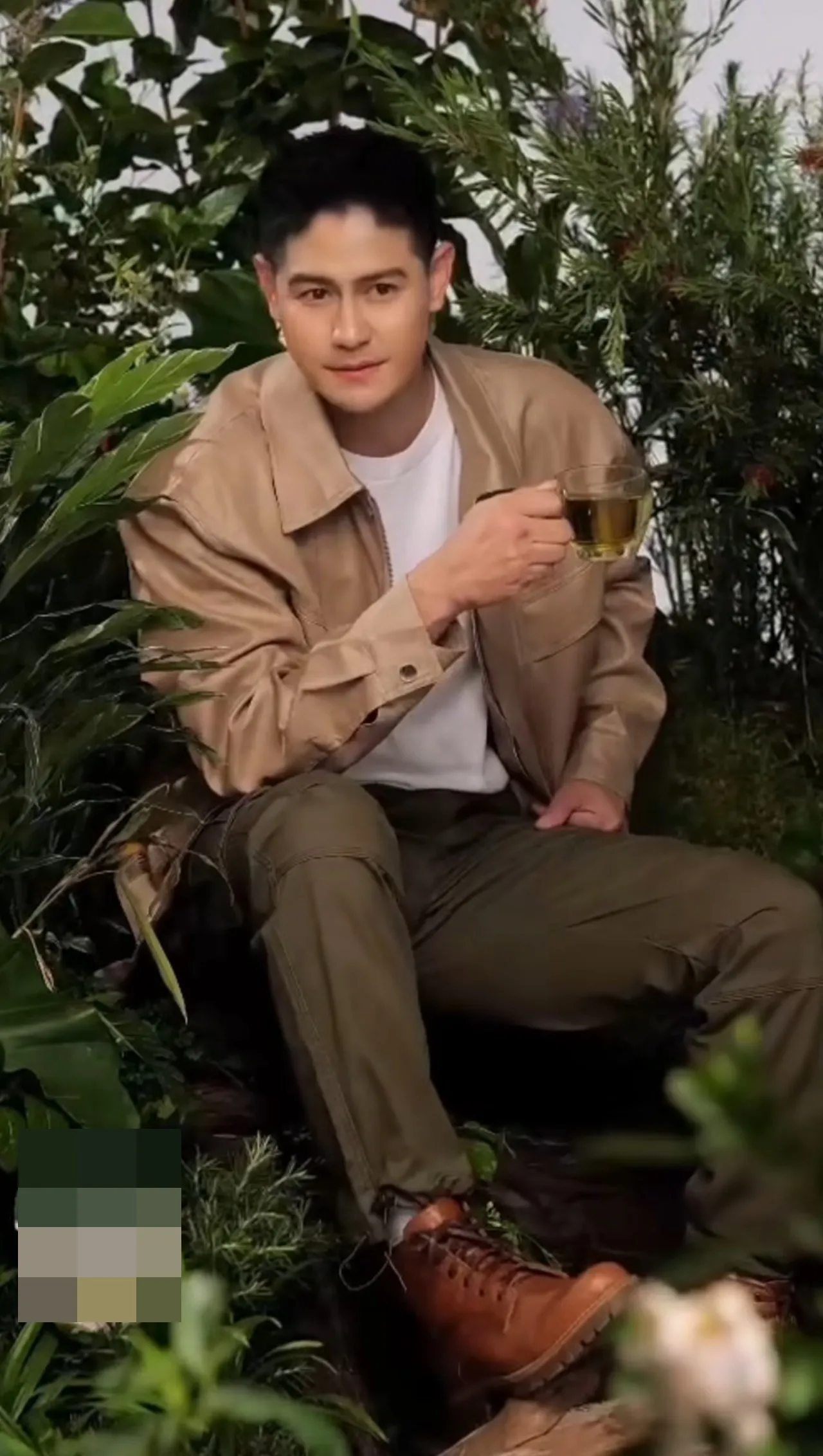 อปป้ามาเอง น้ำ รพีภัทร เสิร์ฟลุคร่างทอง เป็นเกษตรกรก็หล่อได้