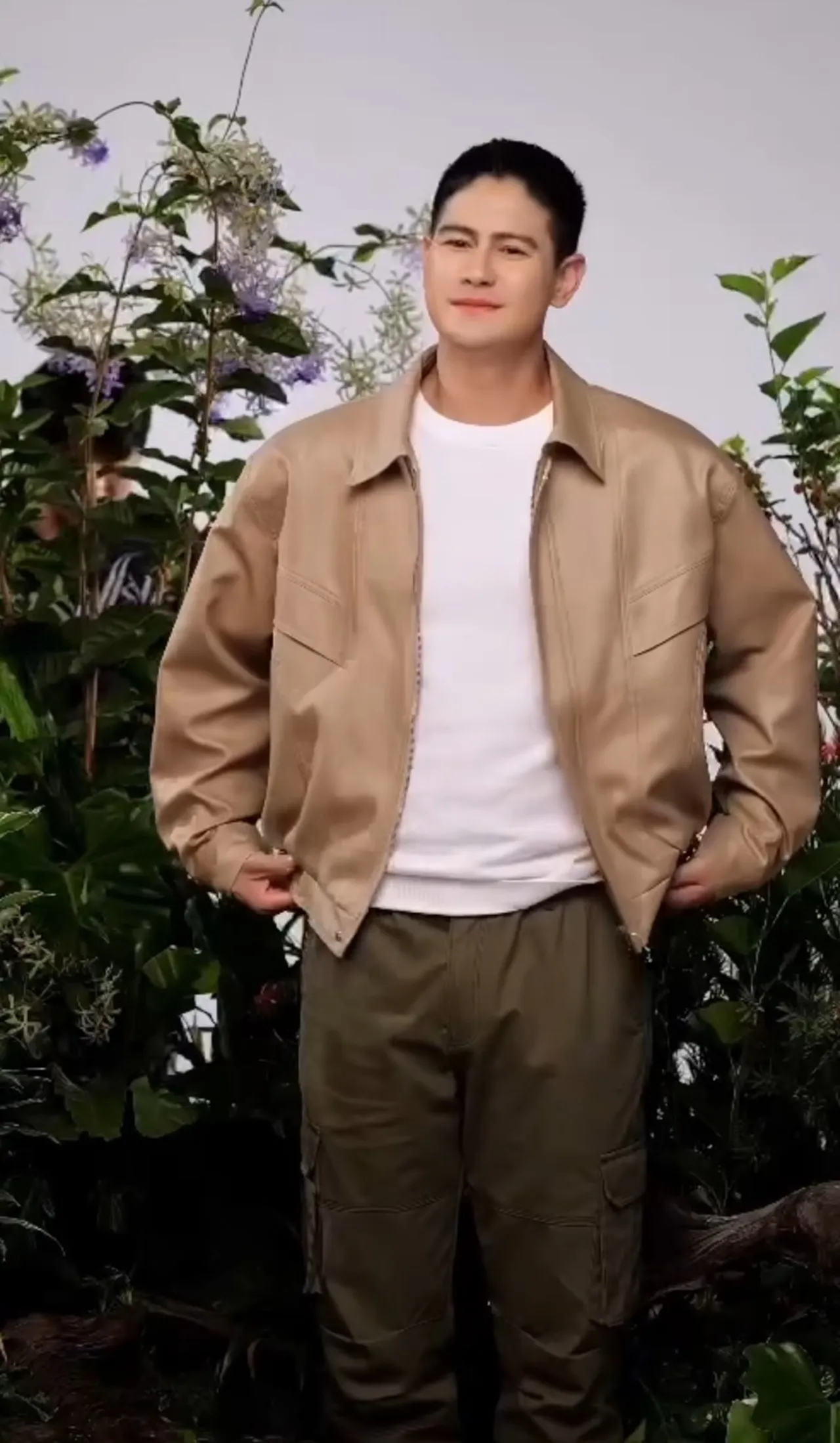 อปป้ามาเอง น้ำ รพีภัทร เสิร์ฟลุคร่างทอง เป็นเกษตรกรก็หล่อได้