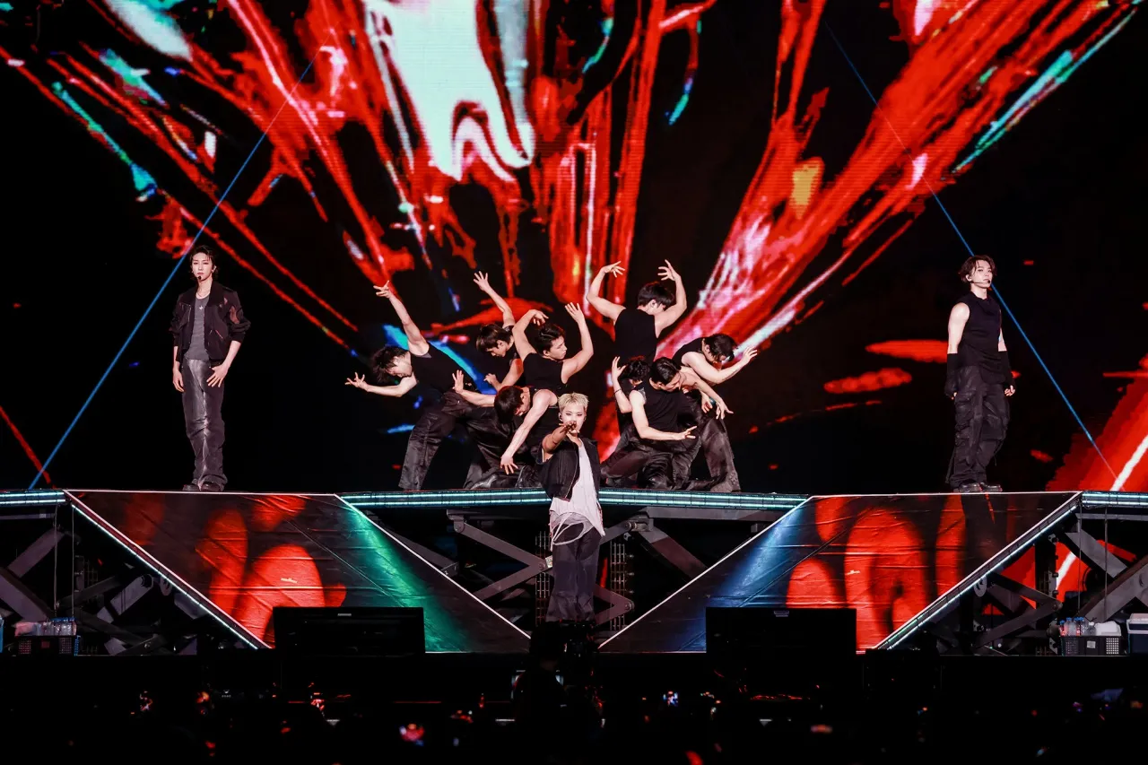 SEVENTEEN ทุ่มสุดตัว โชว์สุดมันส์ ปิดฉากเวิลด์ทัวร์ 2 รอบจัดเต็มที่กรุงเทพ