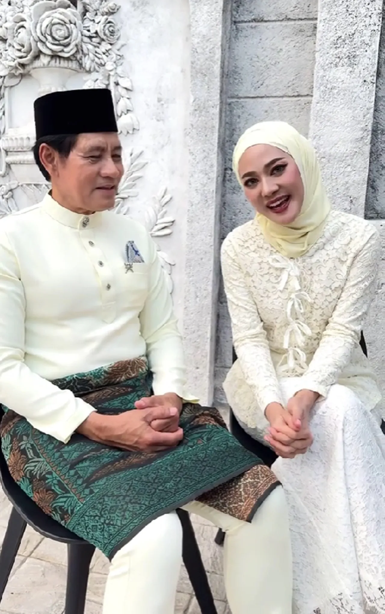 เปิดโมเมนต์สุดหวาน ไทด์-ทับทิม ใส่ชุดอิสลาม คนพากันถามแต่งงานแล้วเหรอ (คลิป)