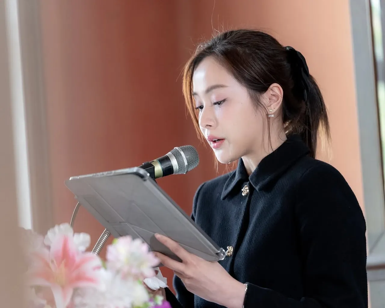 อุ้ม อิษยา ตั้งรับแทบไม่ไหว หลังสูญเสียพ่อแม่ จากลา 2 ครั้งในเวลาแค่ 90 วัน